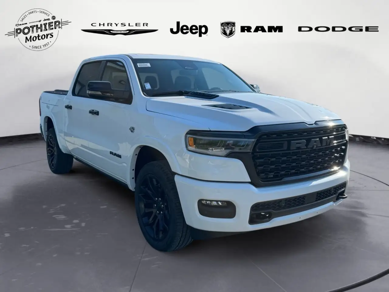 RAM 1500 снимка RAM 1500