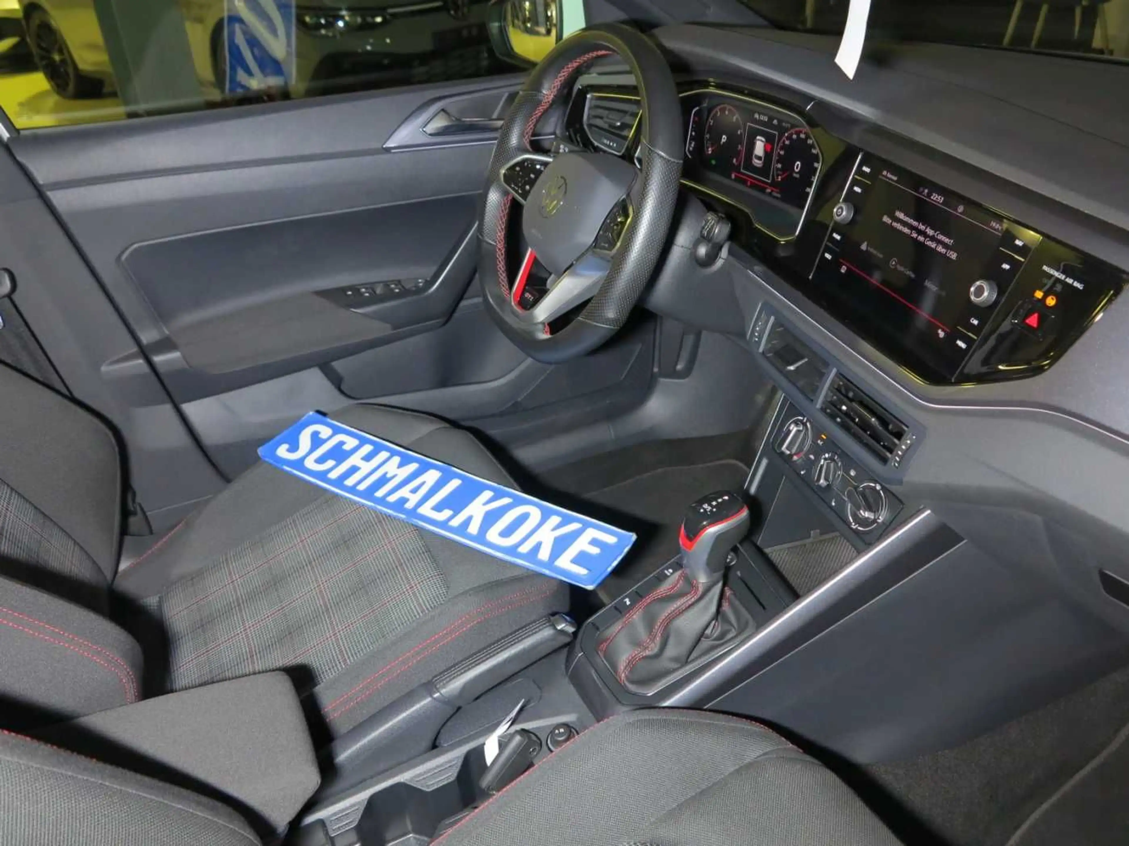 Volkswagen Polo GTI 2.0 TSI 2.0 DSG7 LM17 DAB RKamera — photo 4