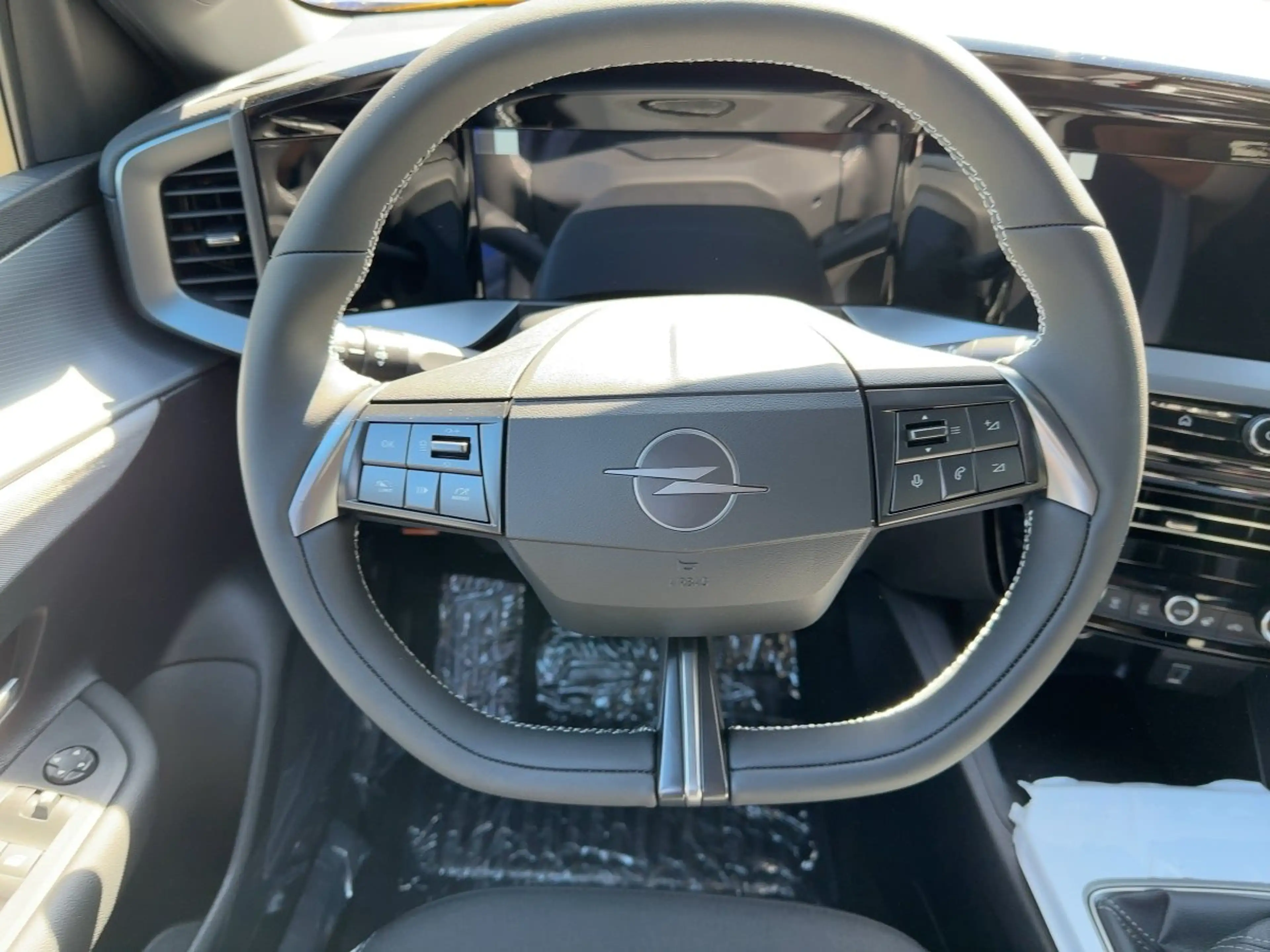 Opel Mokka Edition *Tech+Komfort/Paket*+Allwetter* LM — photo 12