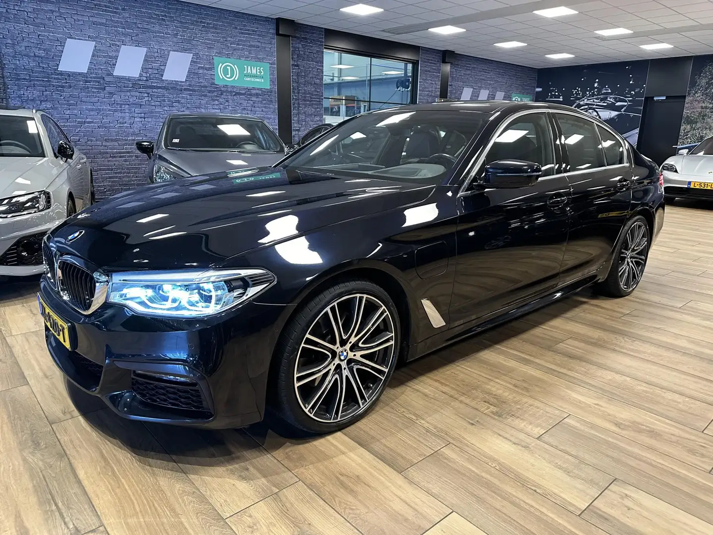 BMW 530 5-serie 530e iPerformance High Executive |HUD|360° Negro - 2
