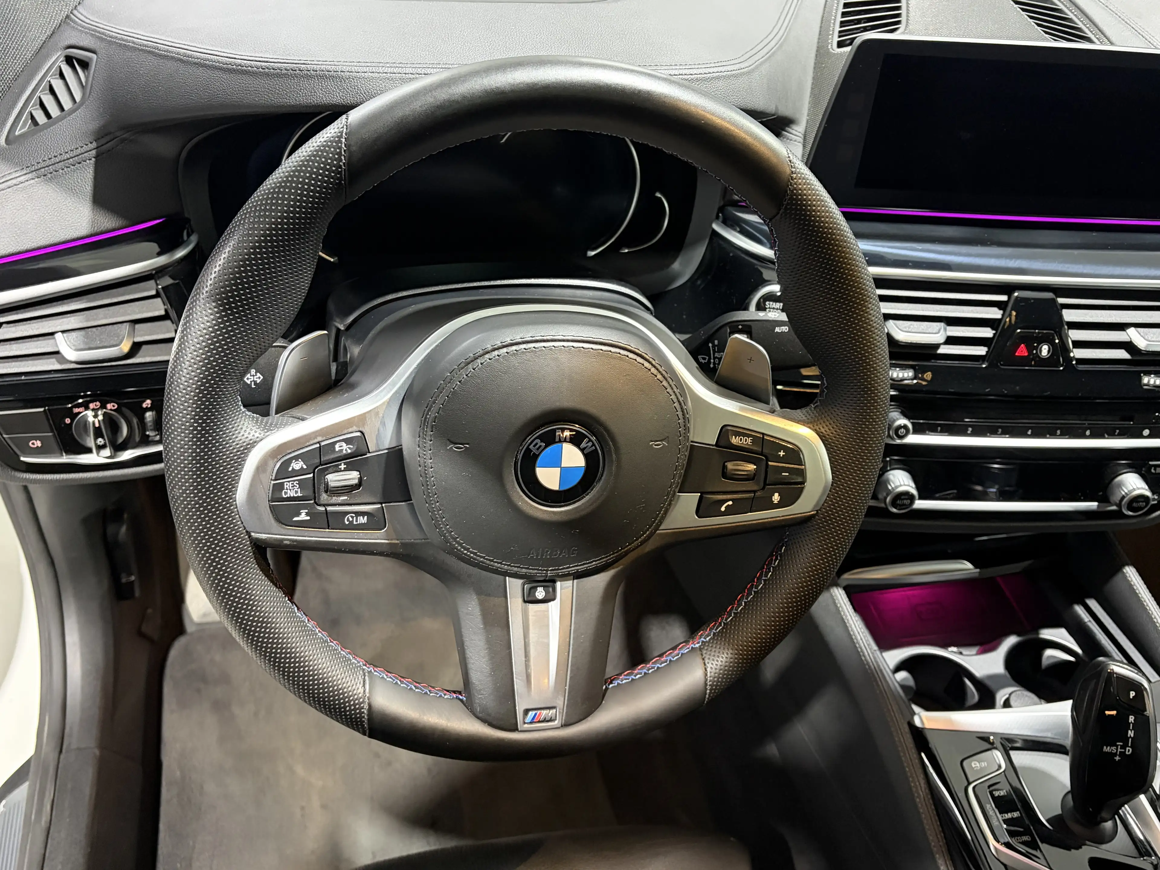 BMW 630 VOLL*xDrive*M-Sport*Soft-Close*LED*Gestiksteuerung*Head-Up*4-Zonen*Driving Assistant Plus* — photo 9