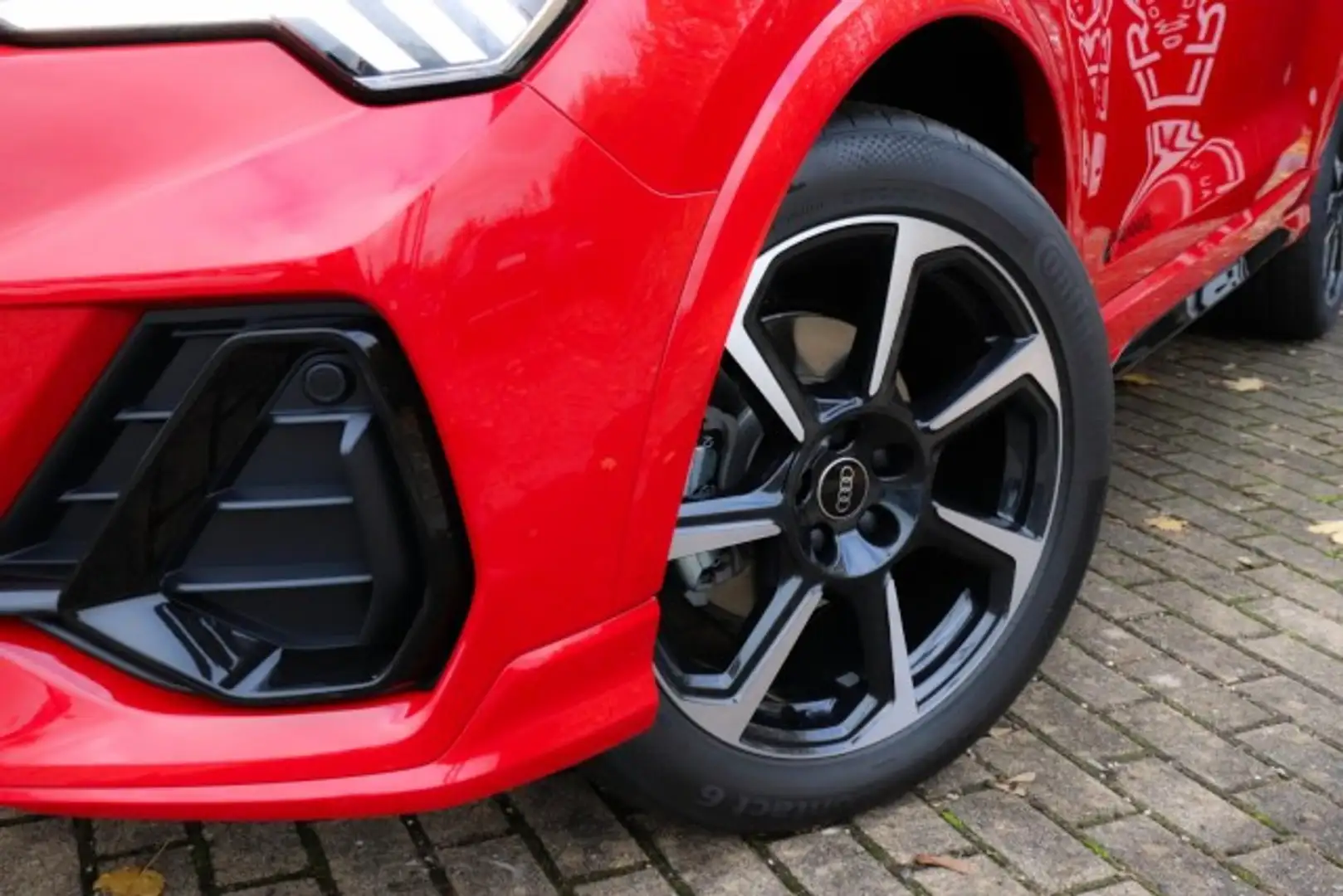 Audi Q3 35 TFSI S line 6-Gang NAVI-PLUS*LED*KAMERA Klima Rouge - 2