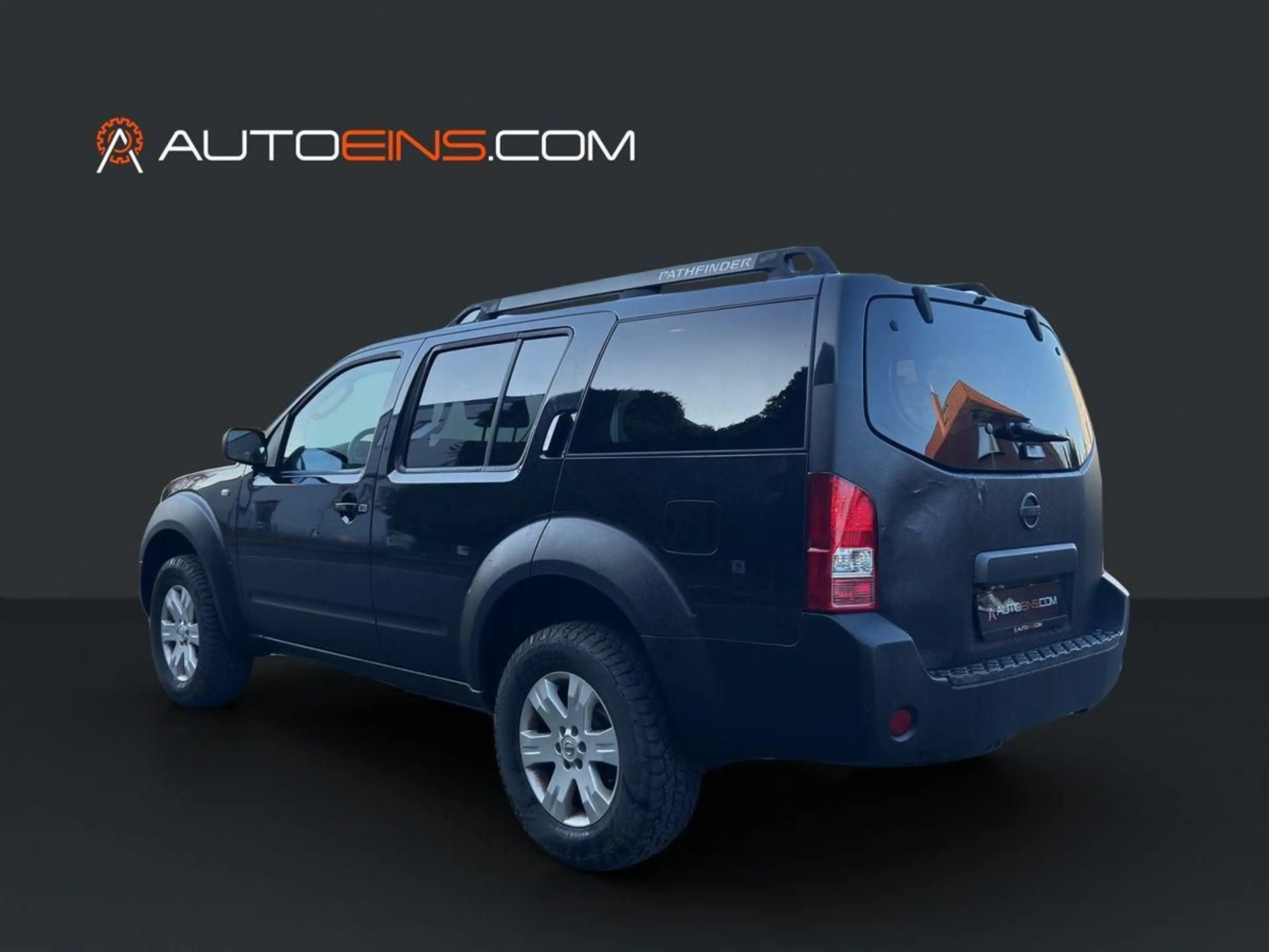 Nissan Pathfinder 2.5 dCi Elegance*AHK*7Sitzer*Navi* — photo 4