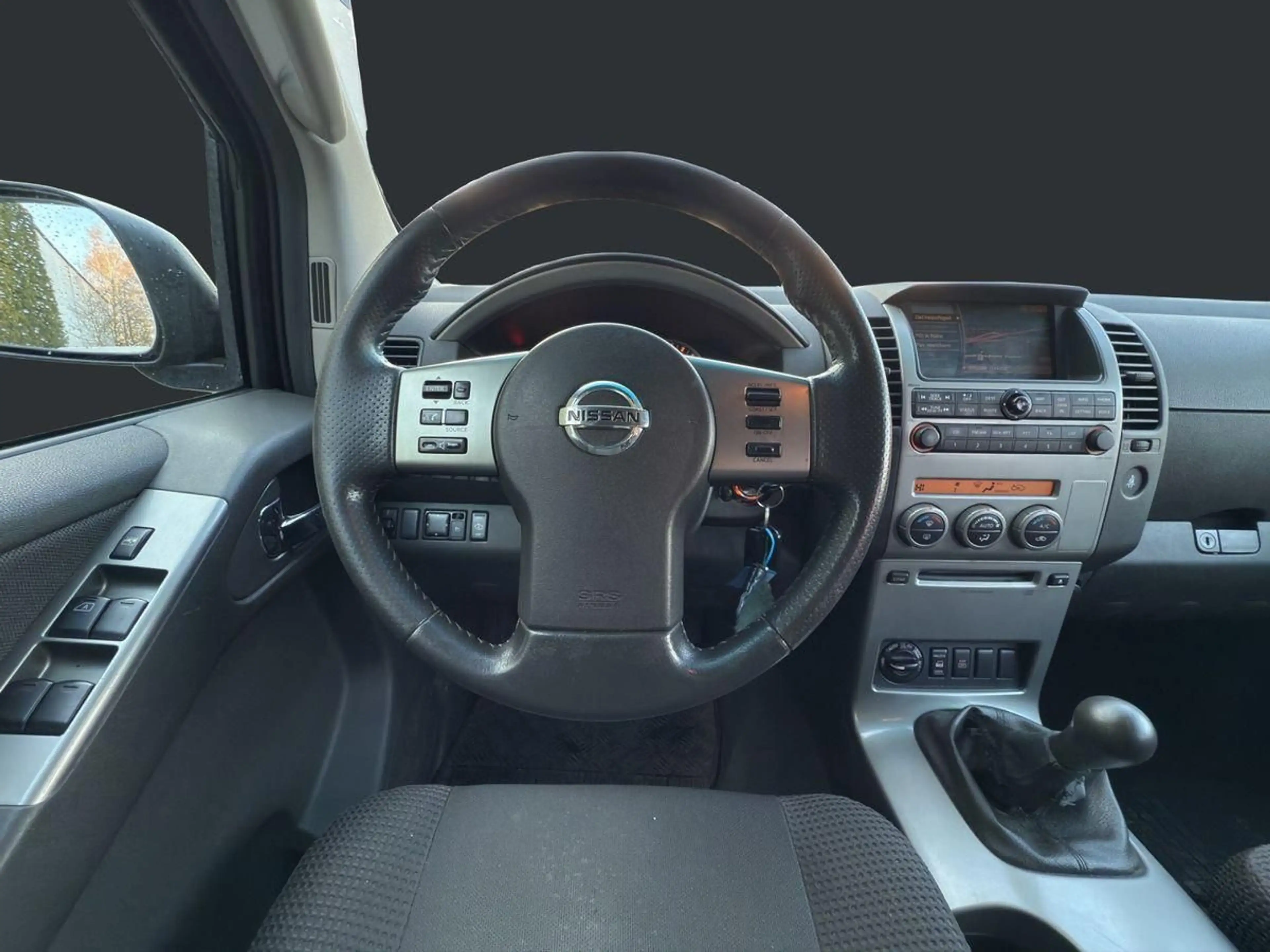 Nissan Pathfinder 2.5 dCi Elegance*AHK*7Sitzer*Navi* — photo 15