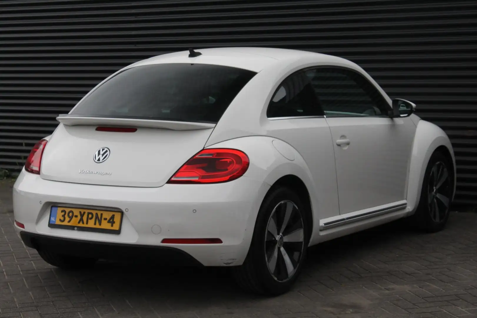 Volkswagen Beetle 1.2 TSI Design | Navi | Clima | Cruise | Wit - 2