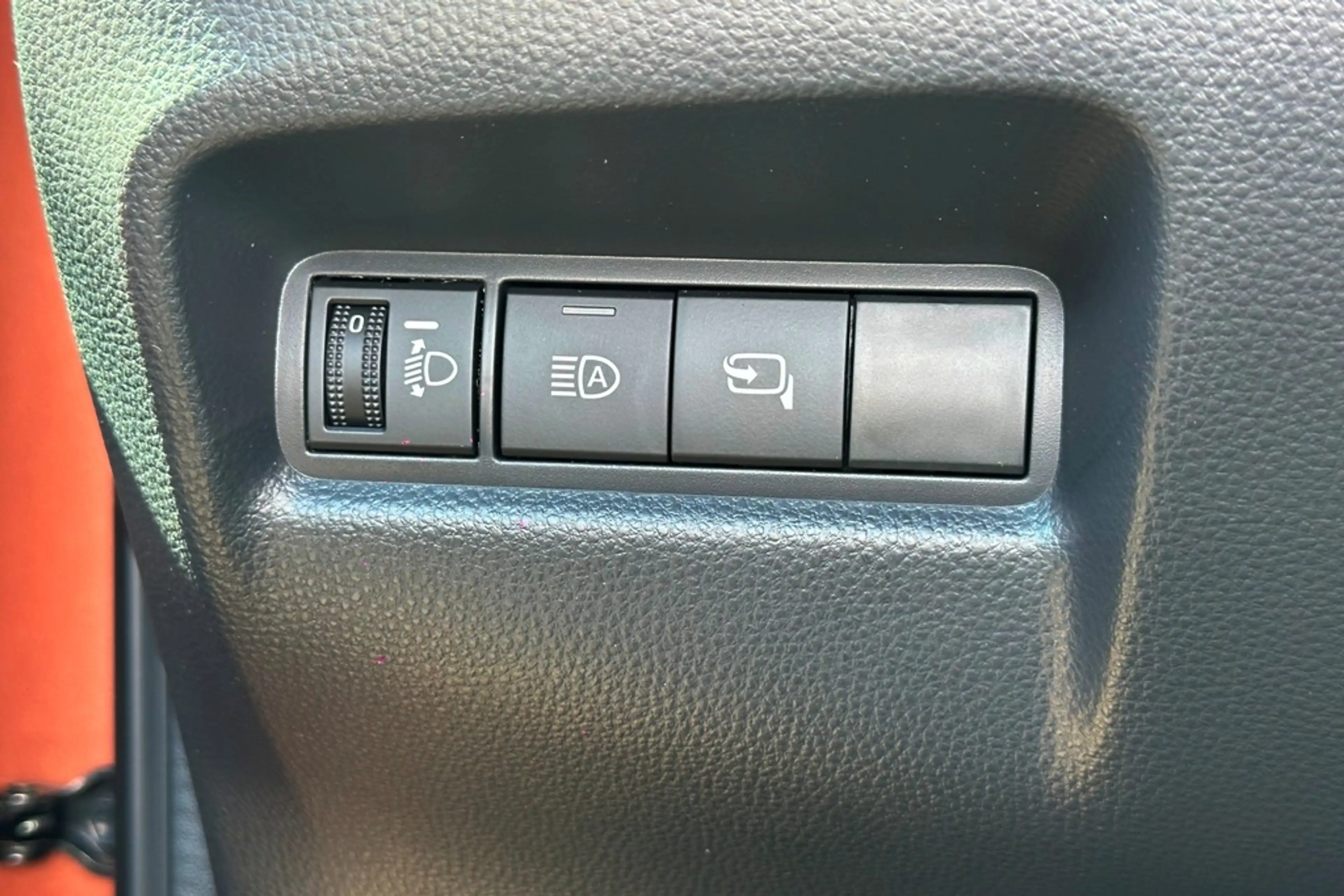 Toyota Aygo X Hybrid 115 Lounge Vouwdak / JBL / Bi-Tone — photo 23