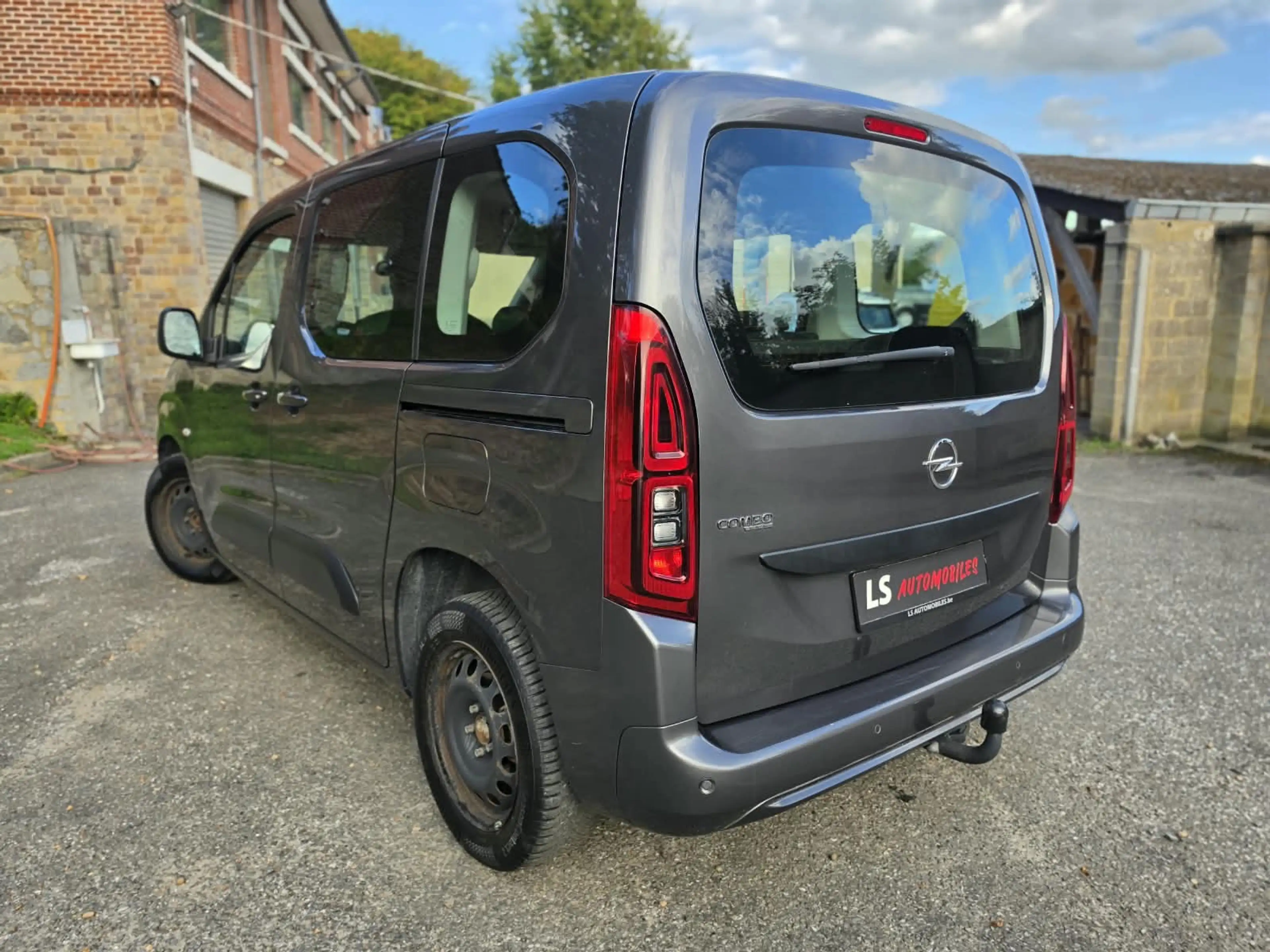 Opel Combo Life B2B*MARCHAND*5places*1.2 Turbo*NAVI*CRUISE* — photo 4