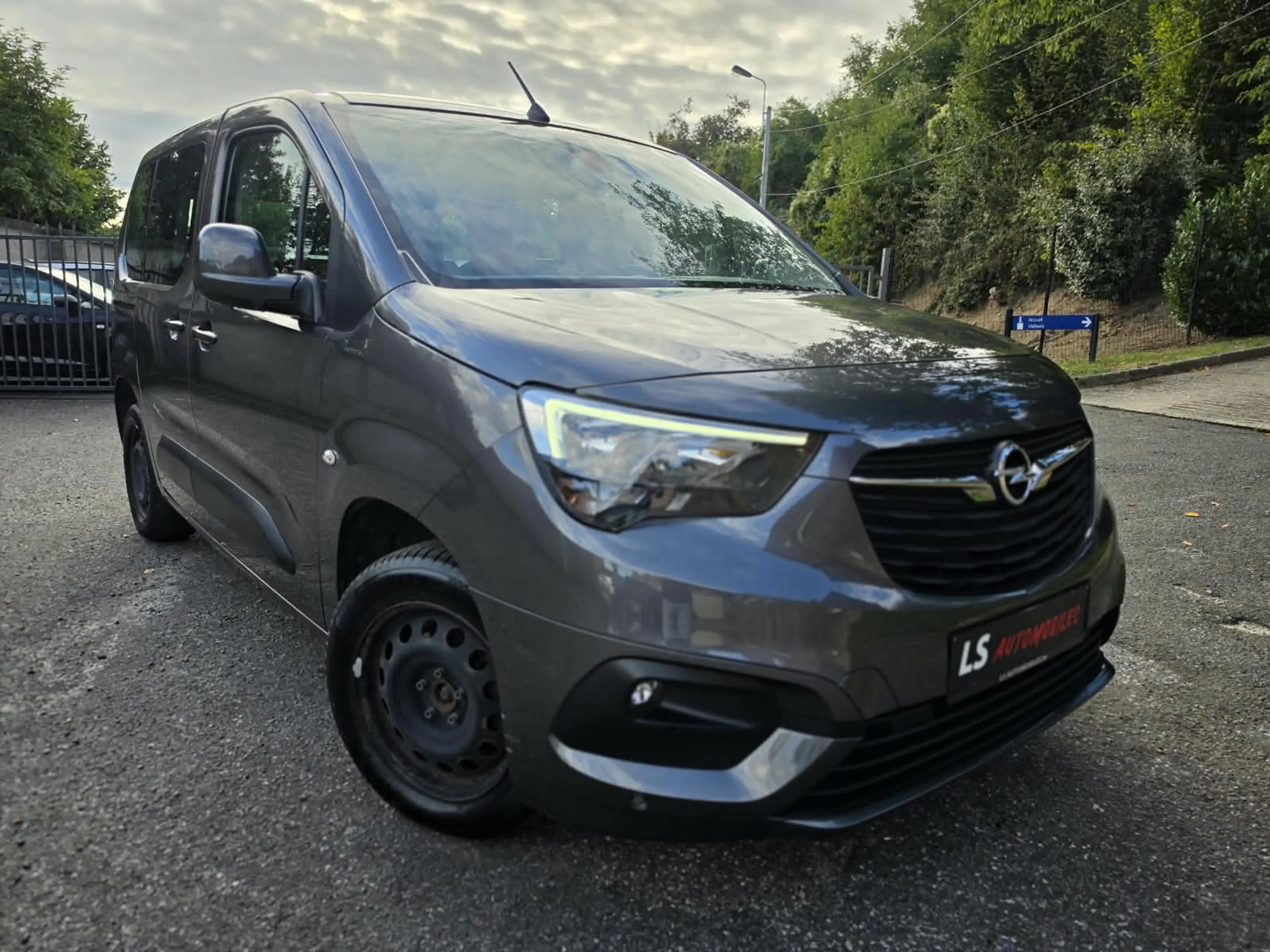 Opel Combo Life B2B*MARCHAND*5places*1.2 Turbo*NAVI*CRUISE*