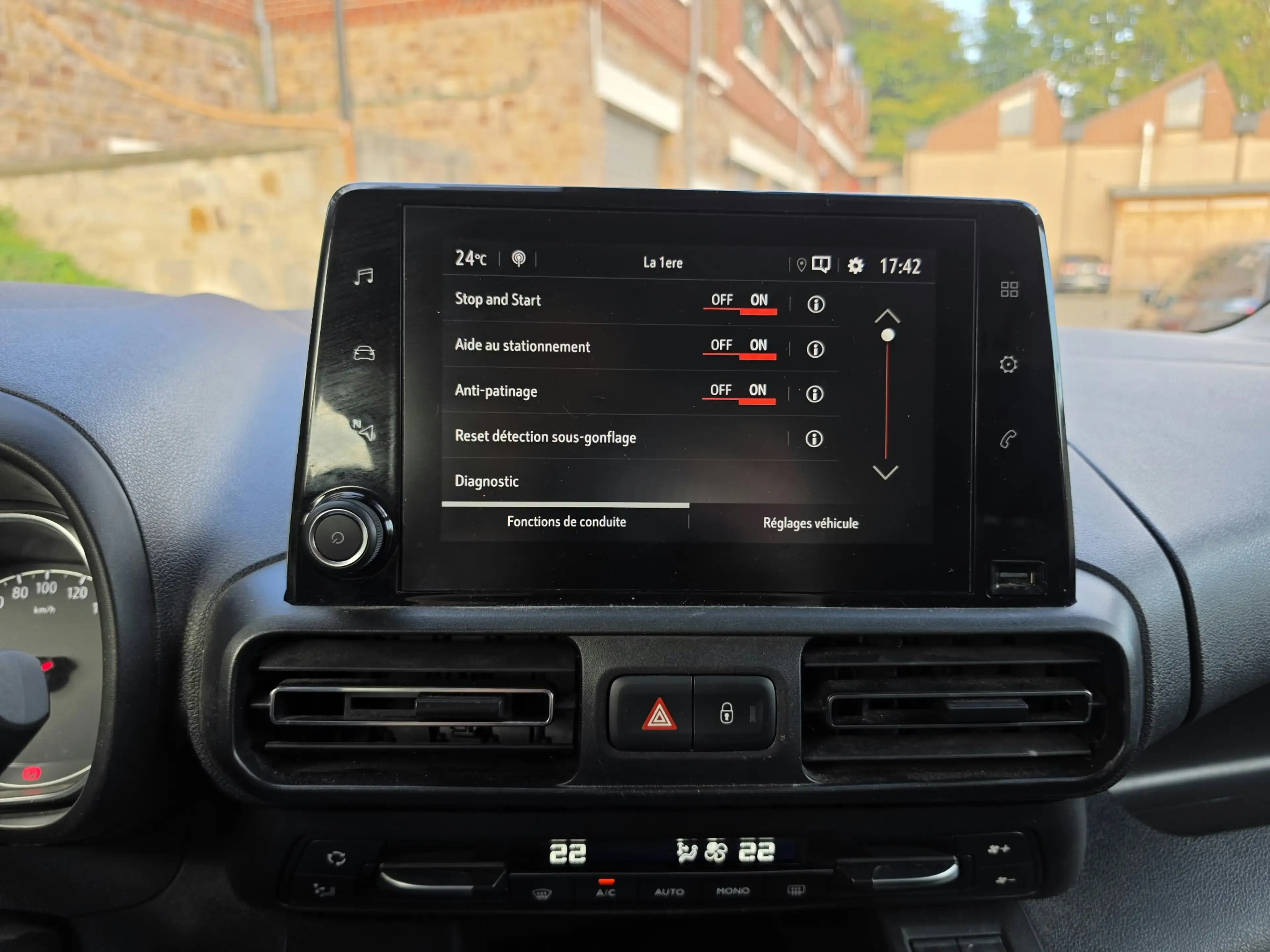 Opel Combo Life B2B*MARCHAND*5places*1.2 Turbo*NAVI*CRUISE* — photo 15