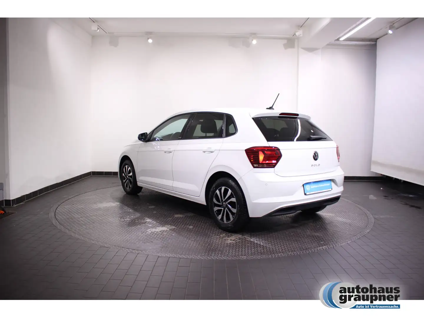 Volkswagen Polo 1.0 Active KLIMA PDC SITZHEIZUNG LED Blanc - 2