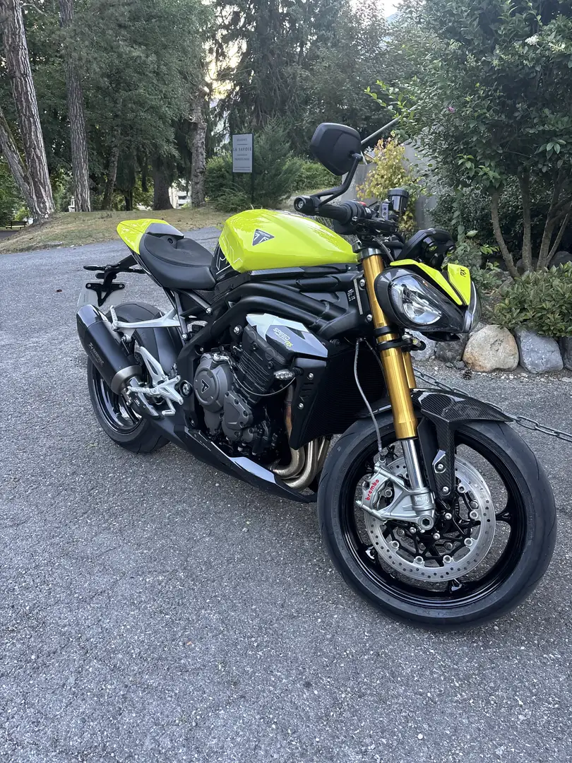 Triumph Speed Triple 1200 RS - 1