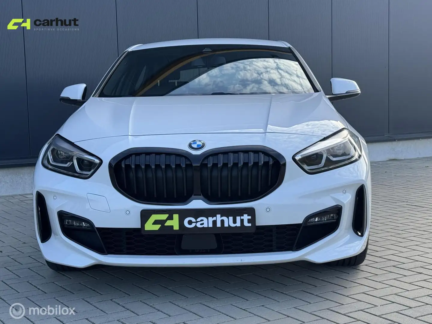 BMW 118 1-serie 118i M sport High exce. Wit - 2