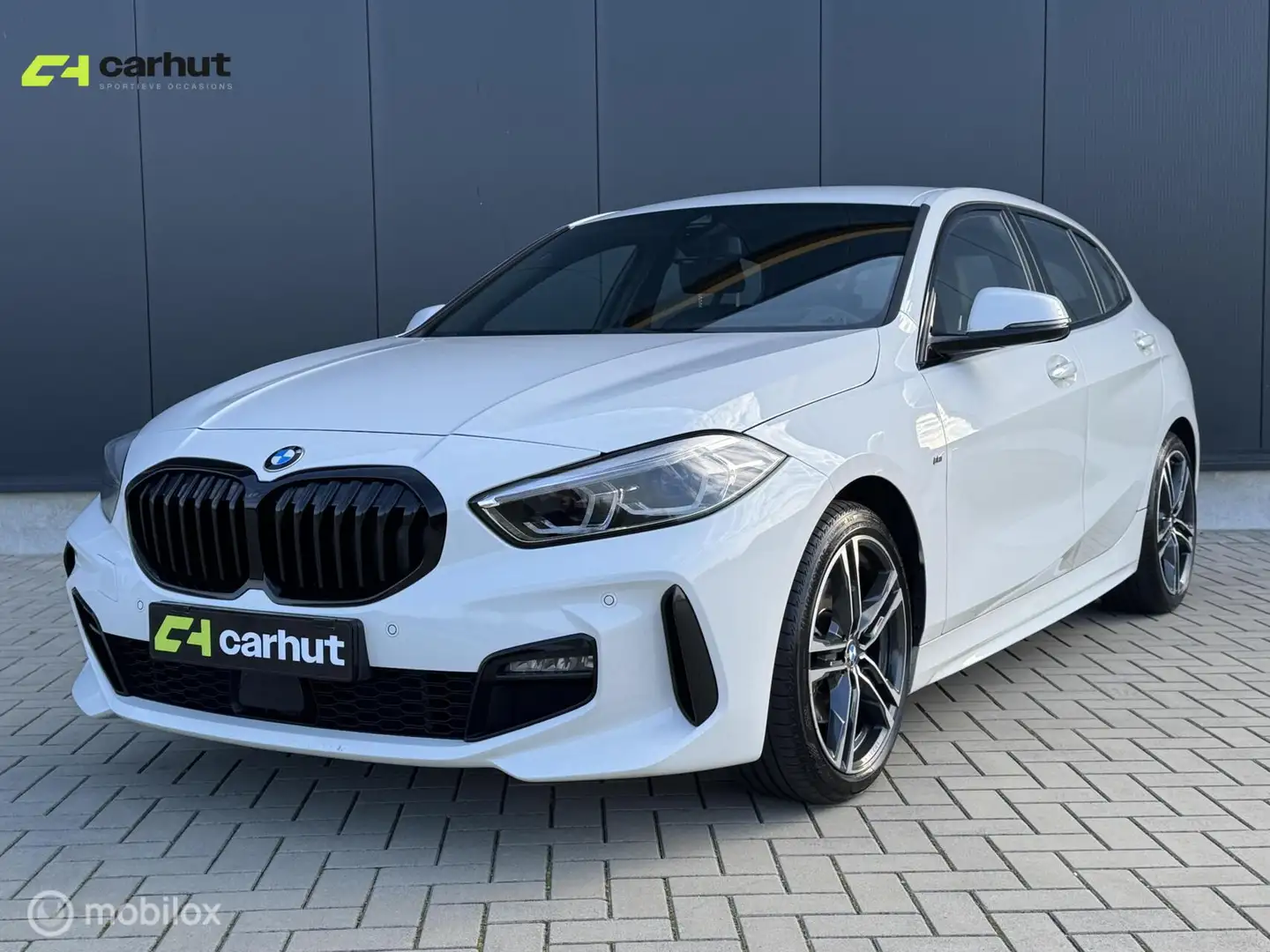 BMW 118 1-serie 118i M sport High exce. Wit - 1