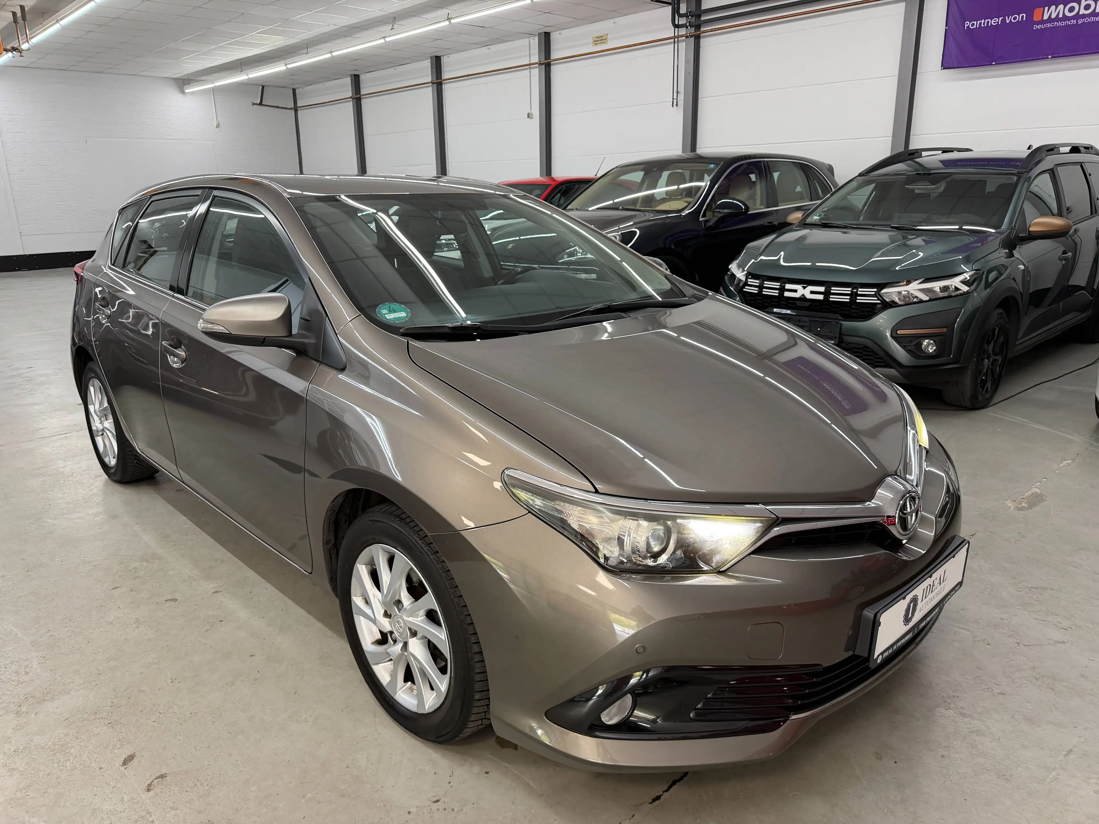 Toyota Auris Comfort*Kamera* — photo 3