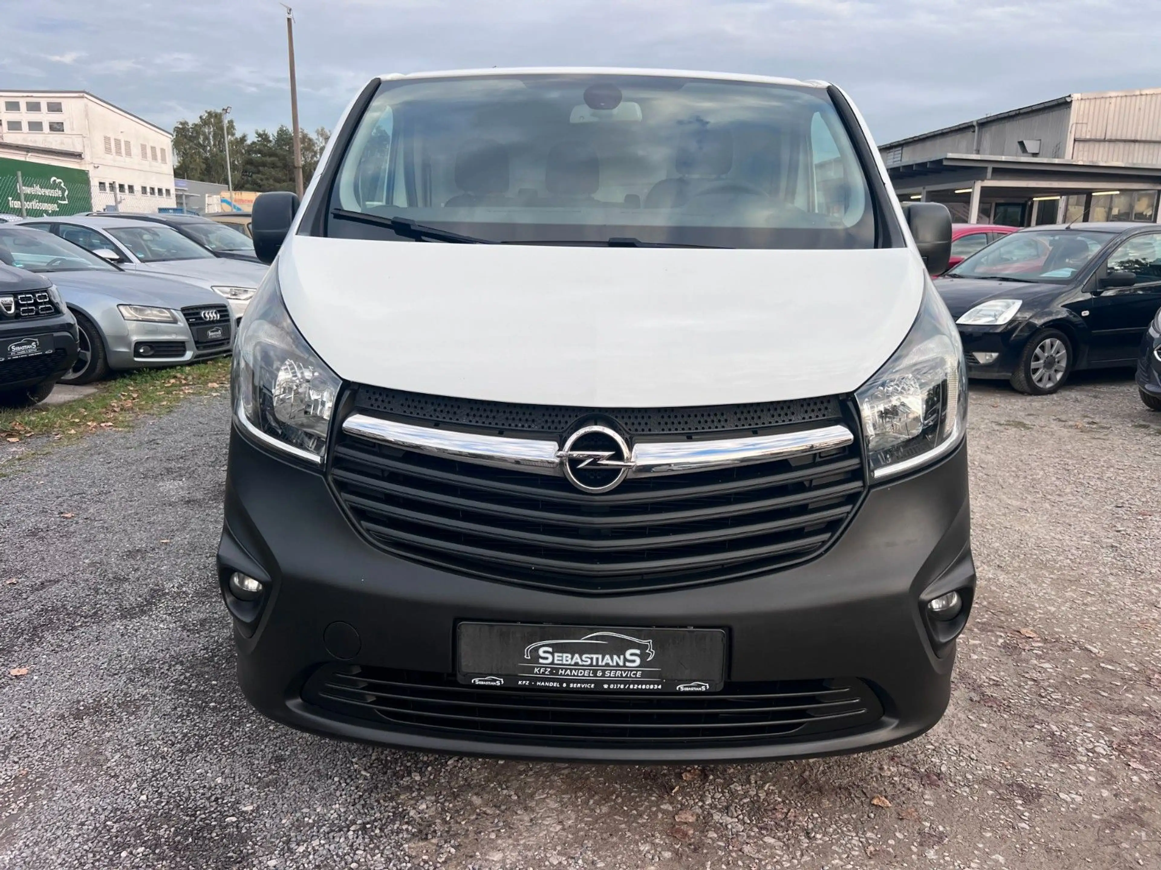 Opel Vivaro Klima Tempomat Sortimo Kamera Tüv neu — photo 2