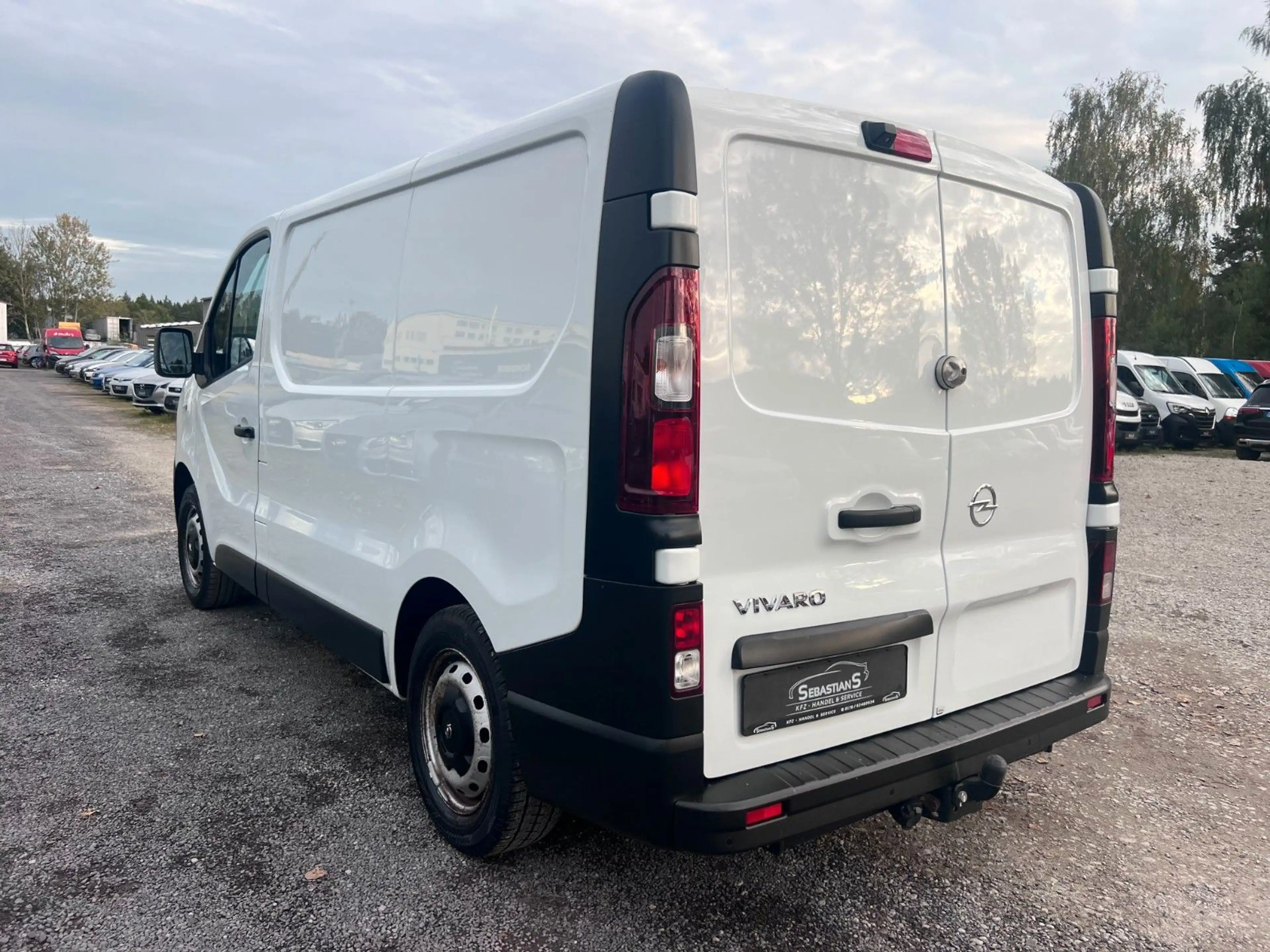 Opel Vivaro Klima Tempomat Sortimo Kamera Tüv neu — photo 6