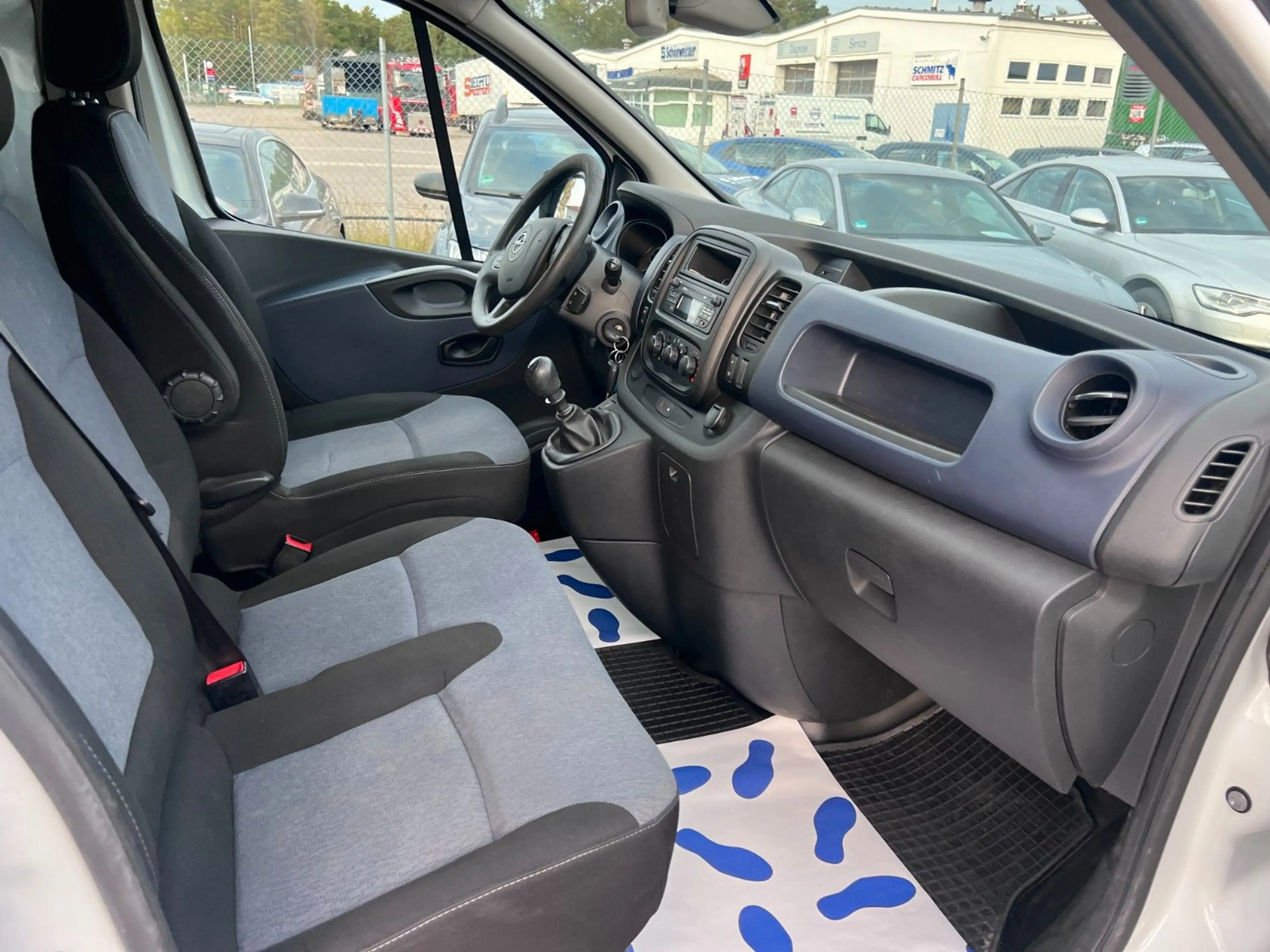 Opel Vivaro Klima Tempomat Sortimo Kamera Tüv neu — photo 12