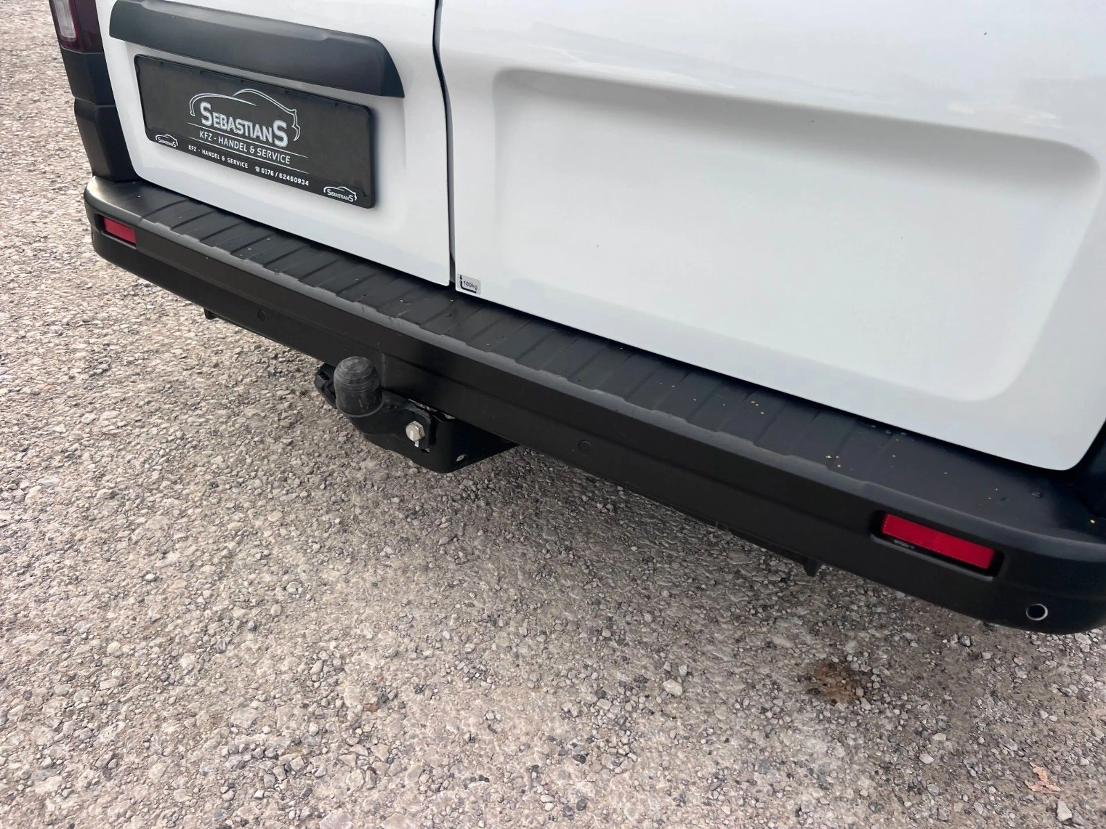 Opel Vivaro Klima Tempomat Sortimo Kamera Tüv neu — photo 9