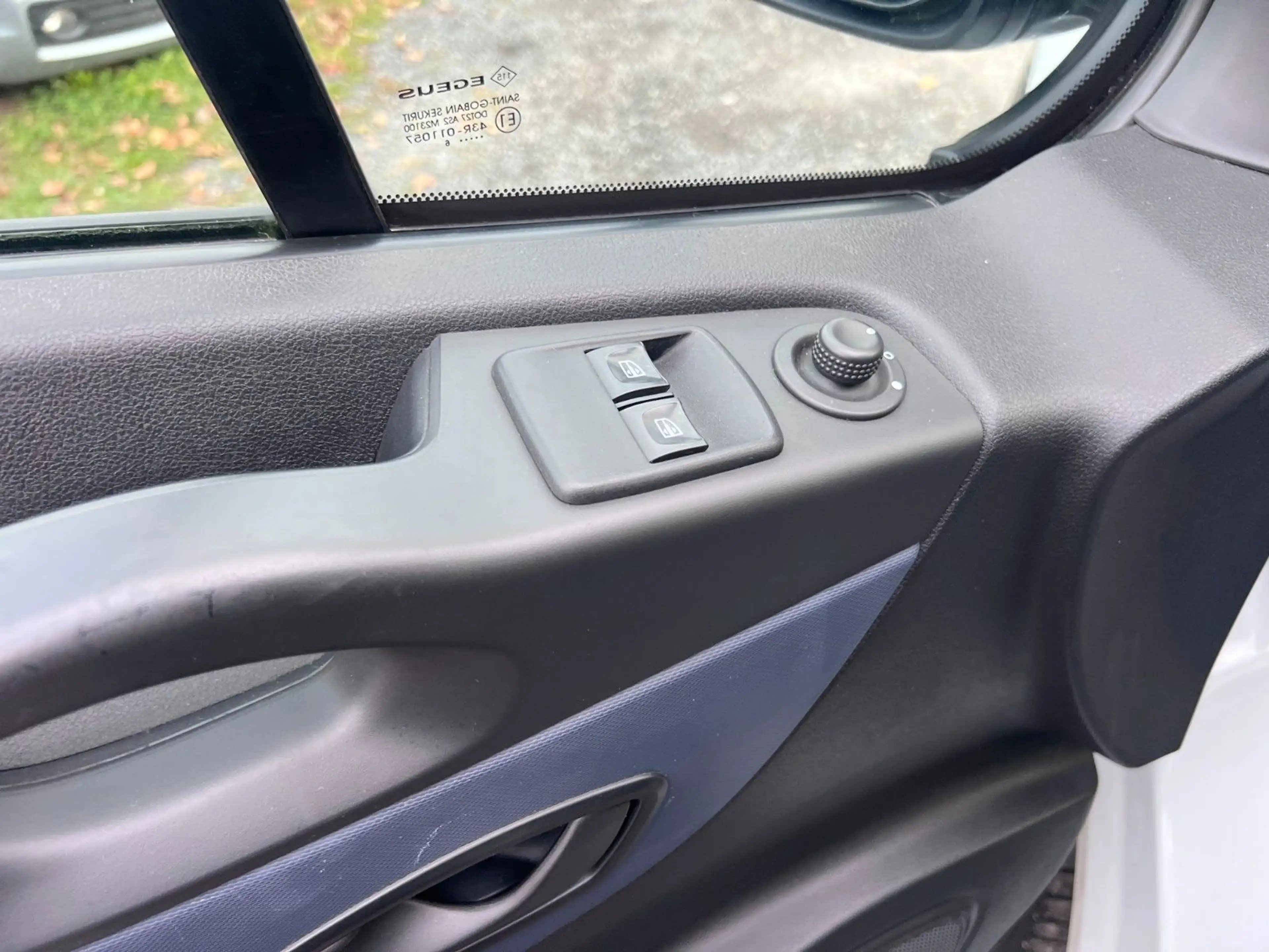 Opel Vivaro Klima Tempomat Sortimo Kamera Tüv neu — photo 13