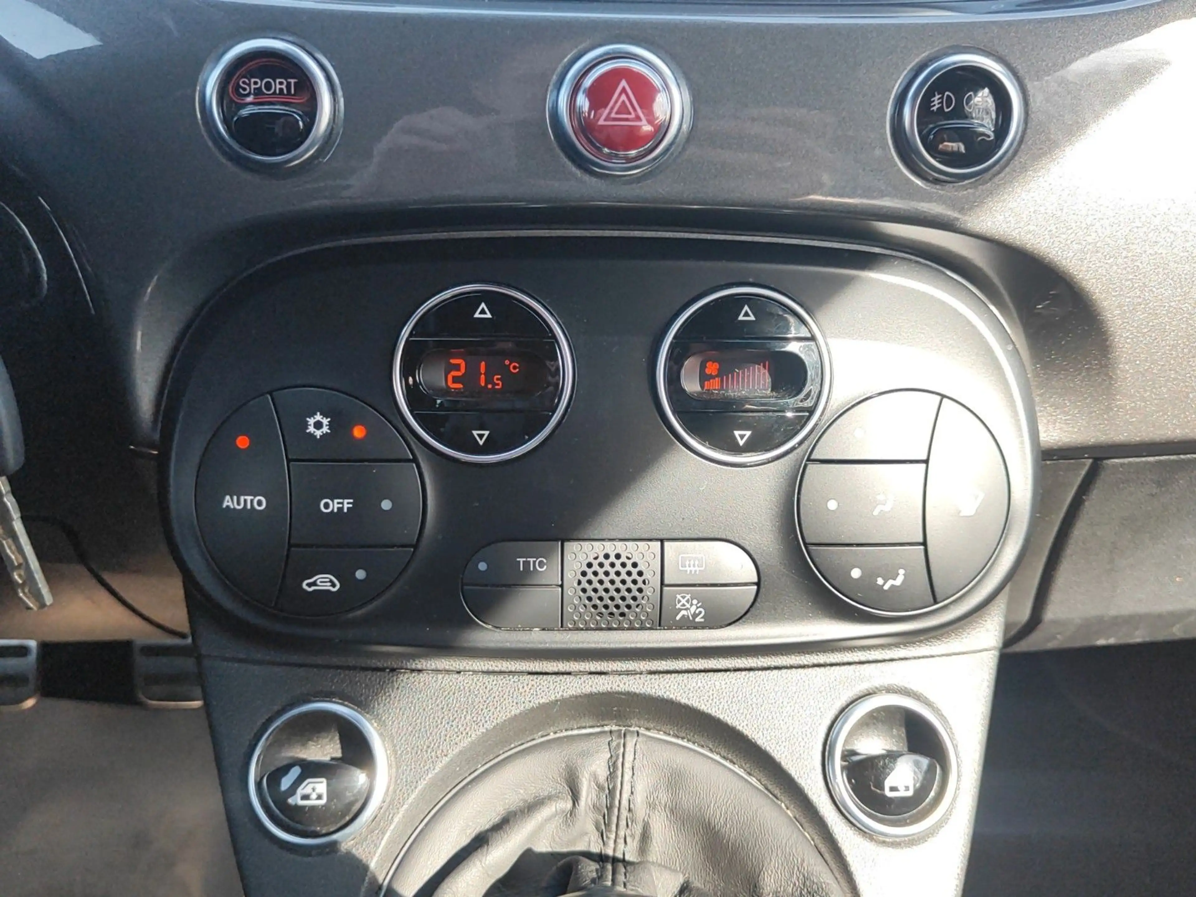 Abarth 500 Cabrio 595C 1.4 T-Jet 16V **PDC**XENON** — photo 11