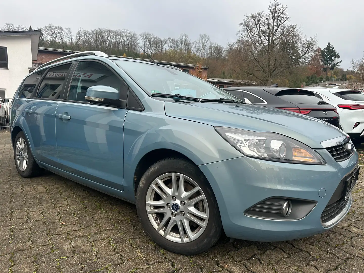Ford Focus Titanium 2.0 KLIMATR.+EL.FENSTER+ALU+TÜV 03/26 Blau - 2