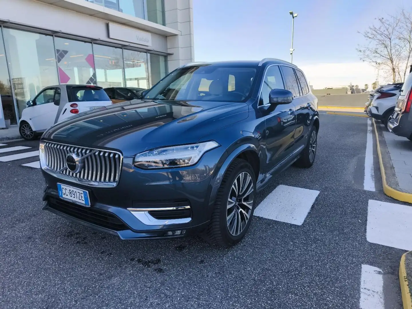 Volvo XC90 B5 AWD Geartronic 7 posti Inscription Blu/Azzurro - 1