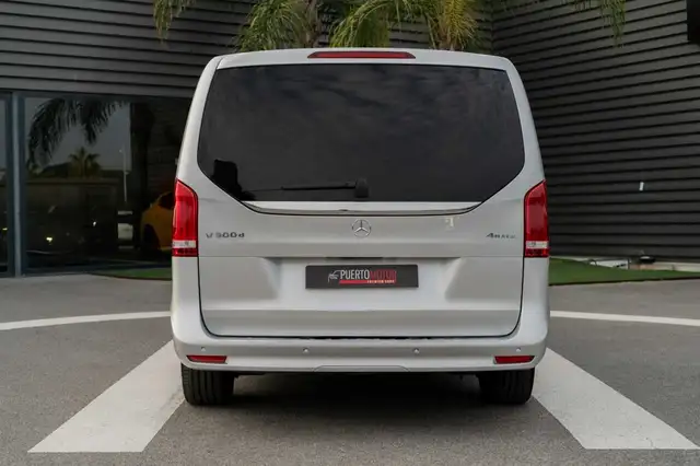 Mercedes-Benz V-Class view 5