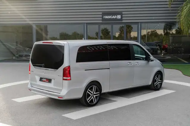Mercedes-Benz V-Class view 6