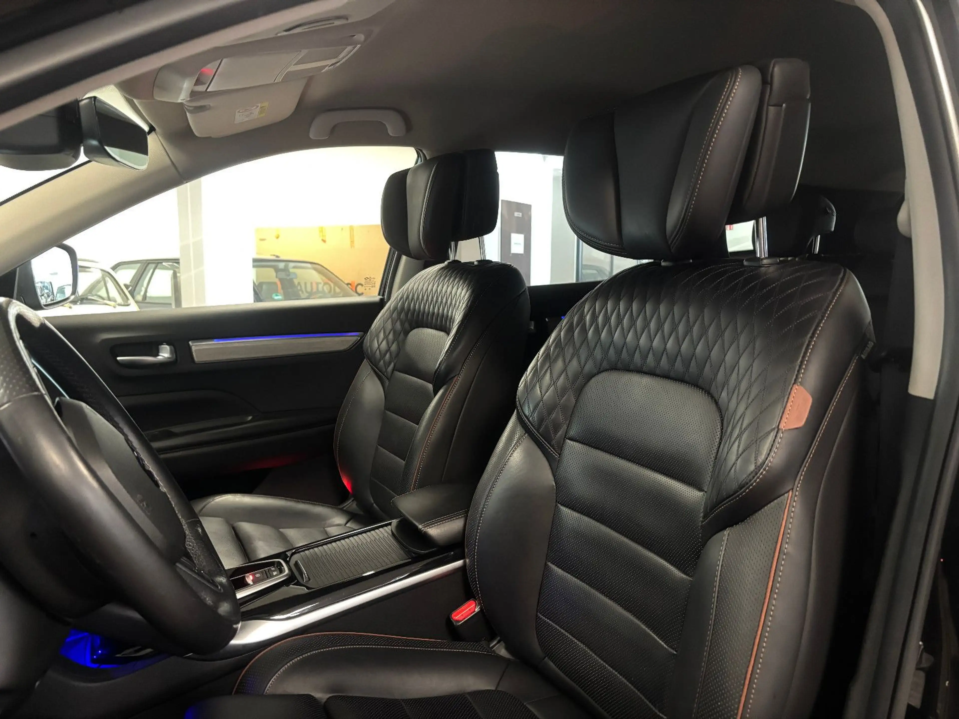 Renault Koleos Initiale Paris dCi*4WD*NAVi+Kamera*1HAND — photo 3
