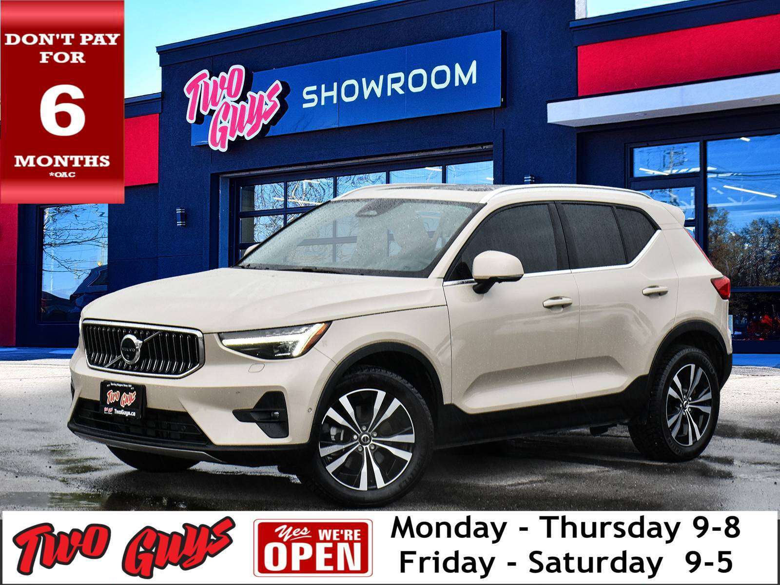 2025 Volvo XC40 Ultra Bright Theme AWD Leather photo 1