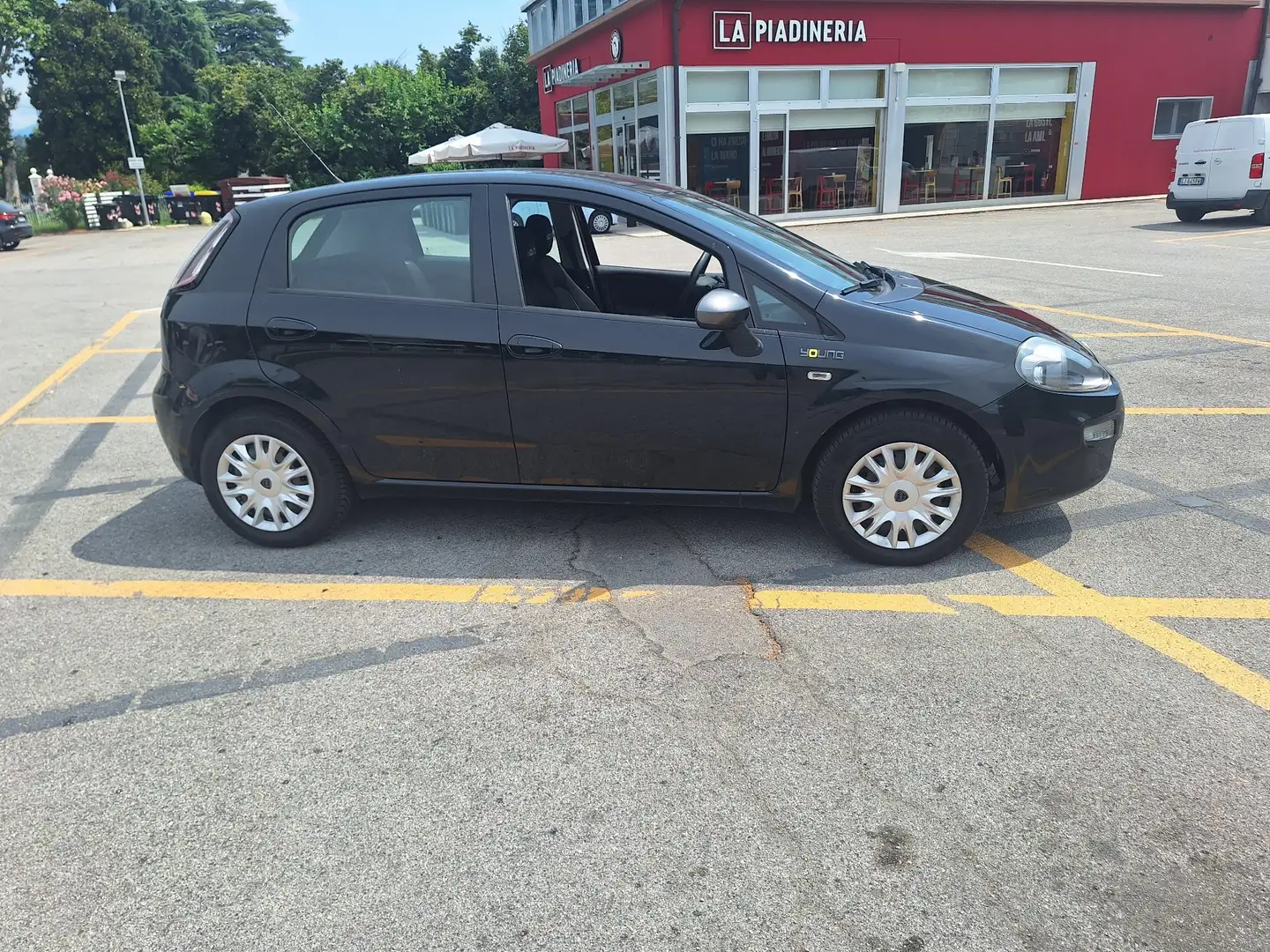 Fiat Punto 5p 1.3 mjt II 16v Lounge 75cv E5+ - 1