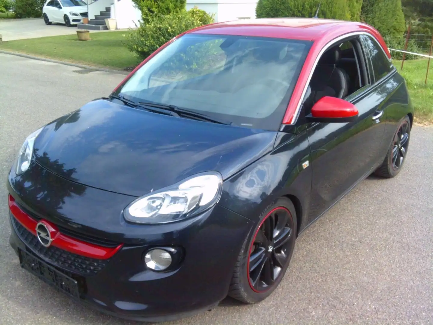 Opel Adam Unlimited Schwarz - 1