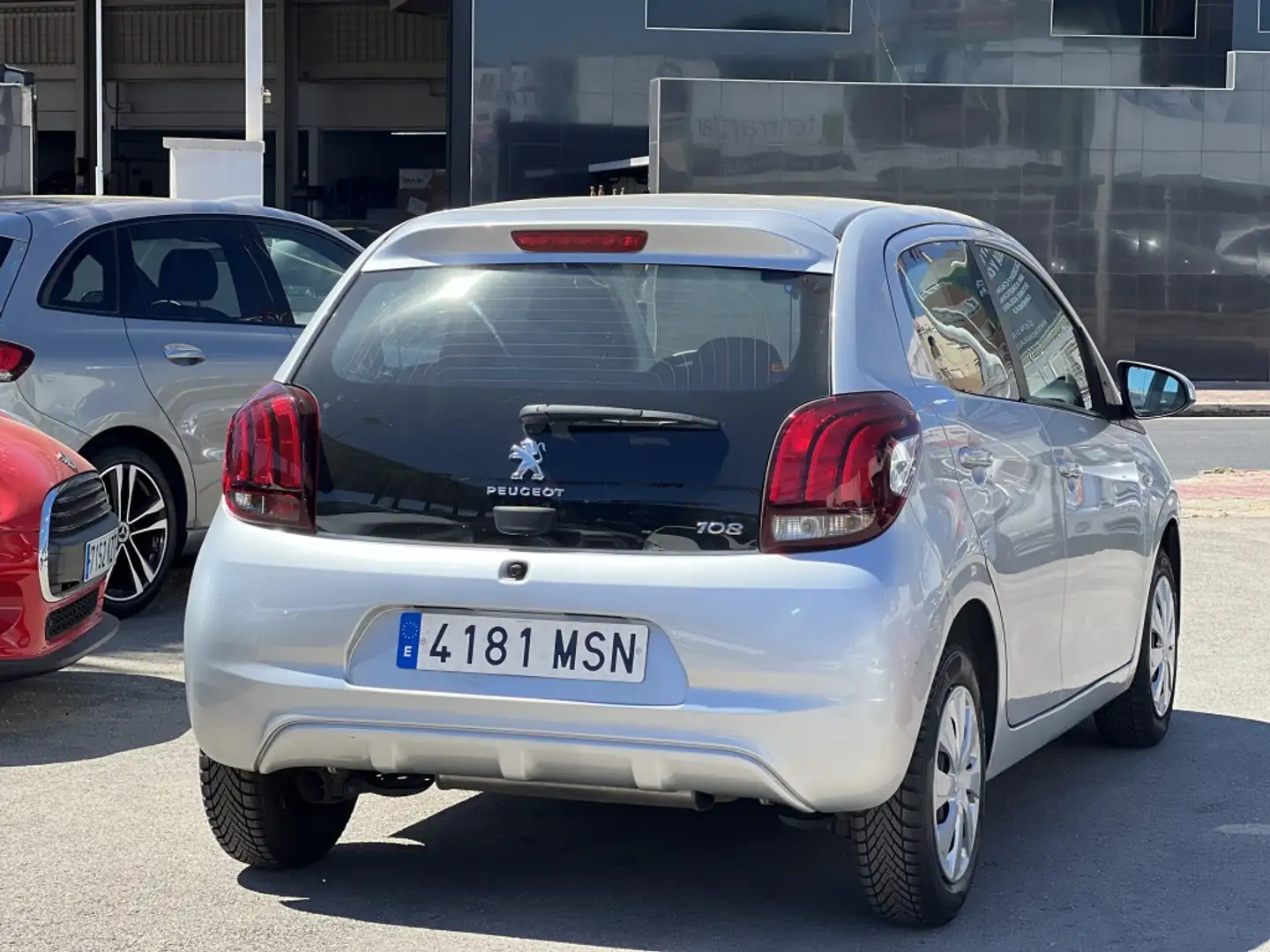 Peugeot 108 1.0 VTi S&S Active 72 Plateado - 2