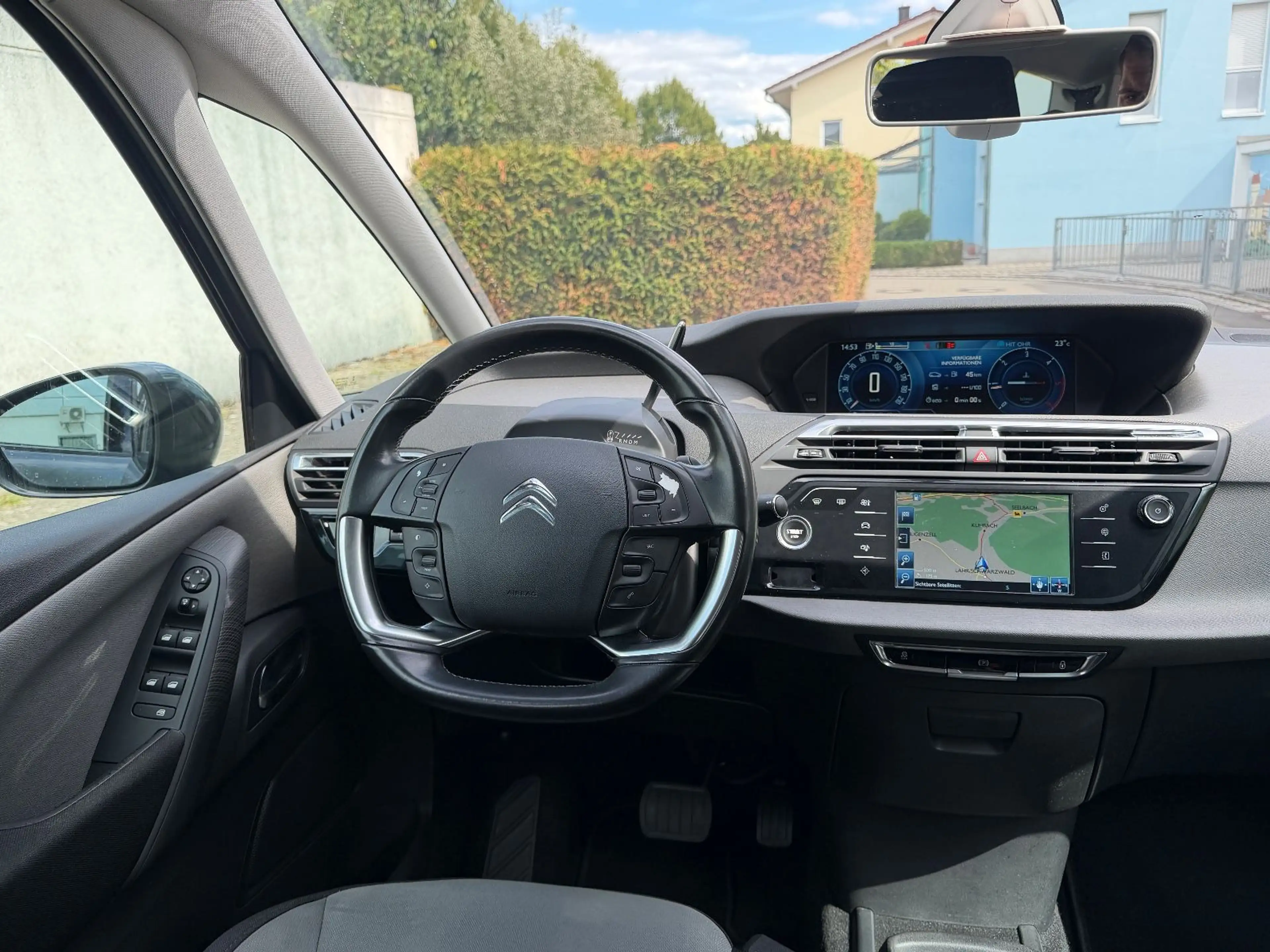 Citroen C4 Picasso Automatik TÜV NEU/7 SITZER/NAVI/LED/ — photo 11