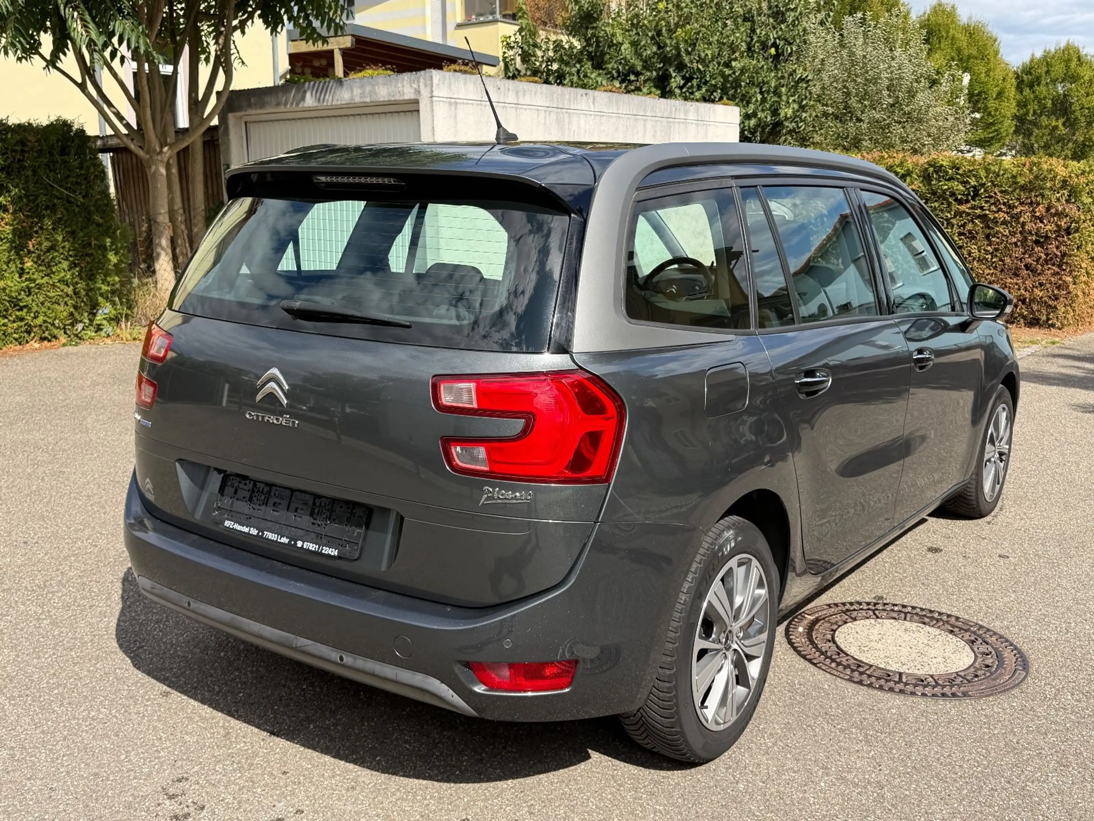 Citroen C4 Picasso Automatik TÜV NEU/7 SITZER/NAVI/LED/ — photo 7