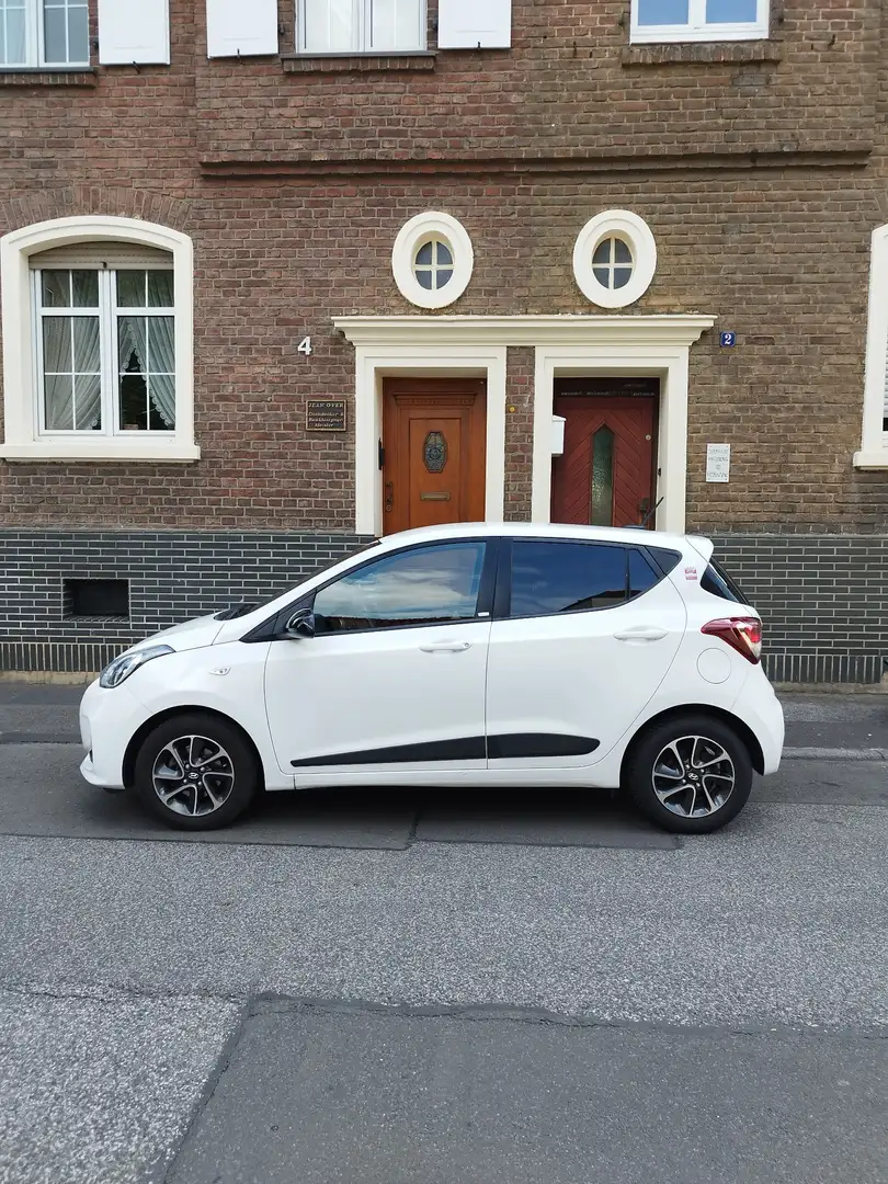 Hyundai i10 i10 1.0 Passion Weiß - 2