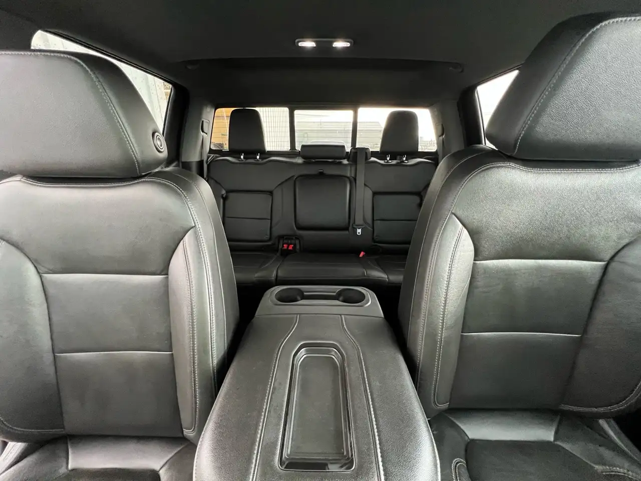 Chevrolet Silverado 1500 photo Chevrolet Silverado 1500