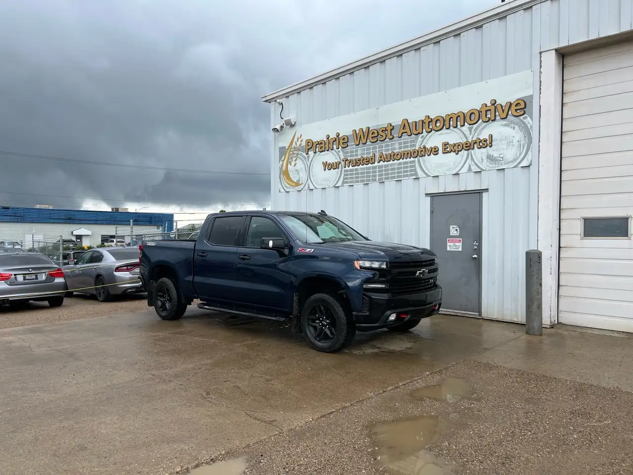 Chevrolet Silverado 1500 photo Chevrolet Silverado 1500