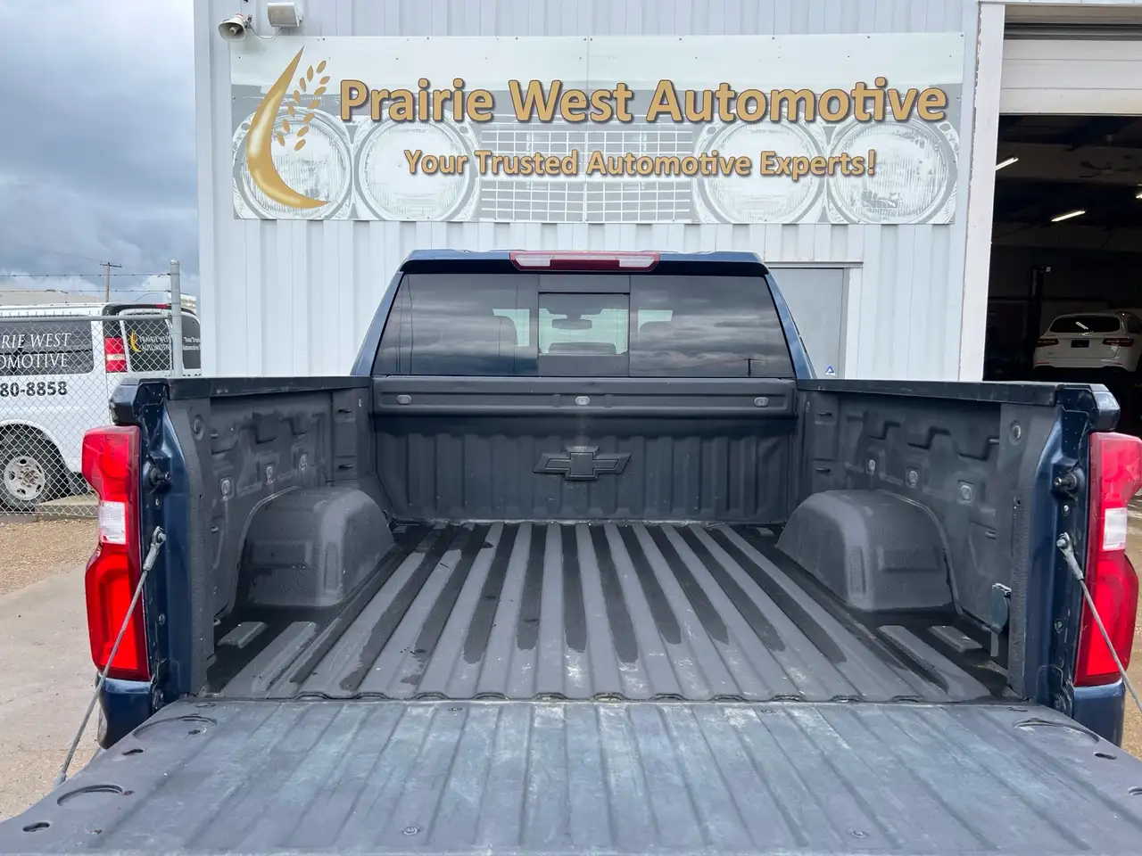 Chevrolet Silverado 1500 photo Chevrolet Silverado 1500