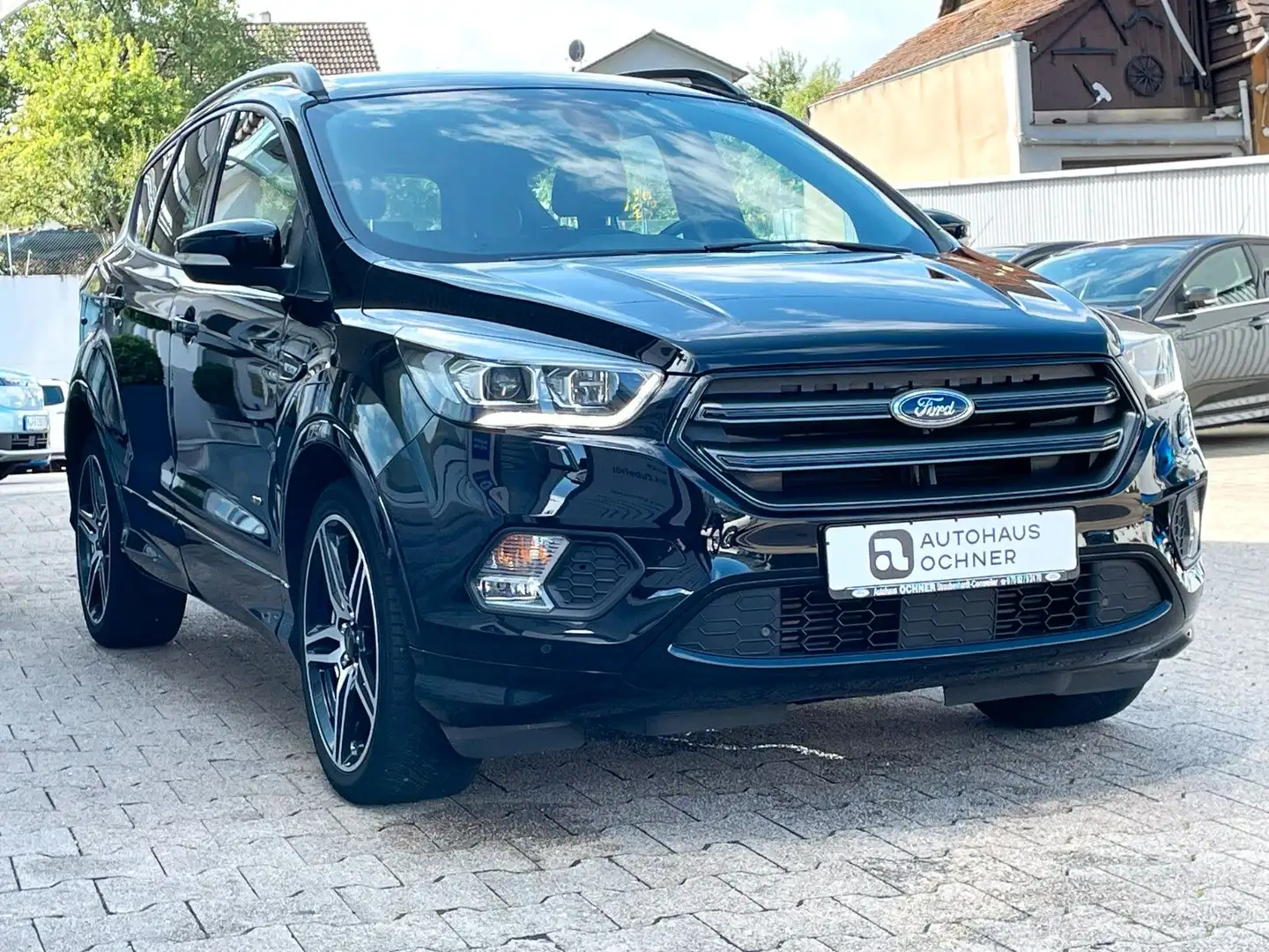 Ford Kuga 2.0 EcoBoost ST-Line Schwarz - 2