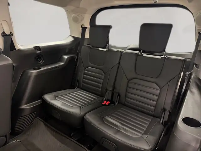 Ford Galaxy view 22