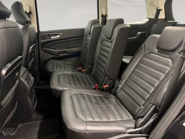 Ford Galaxy view 21