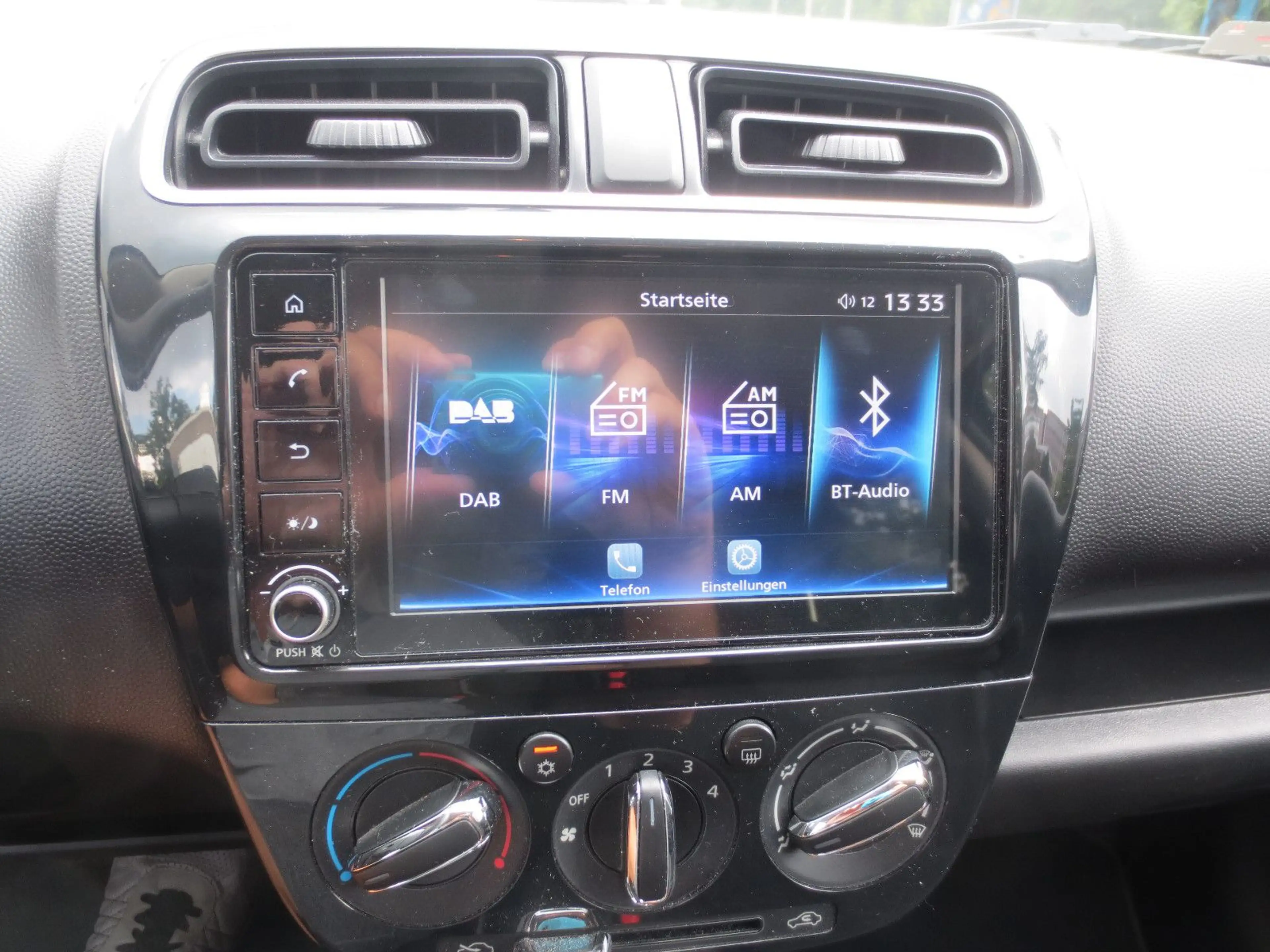 Mitsubishi Space Star Select+ Automatik/Kamera/Klima/1.Hd — photo 14