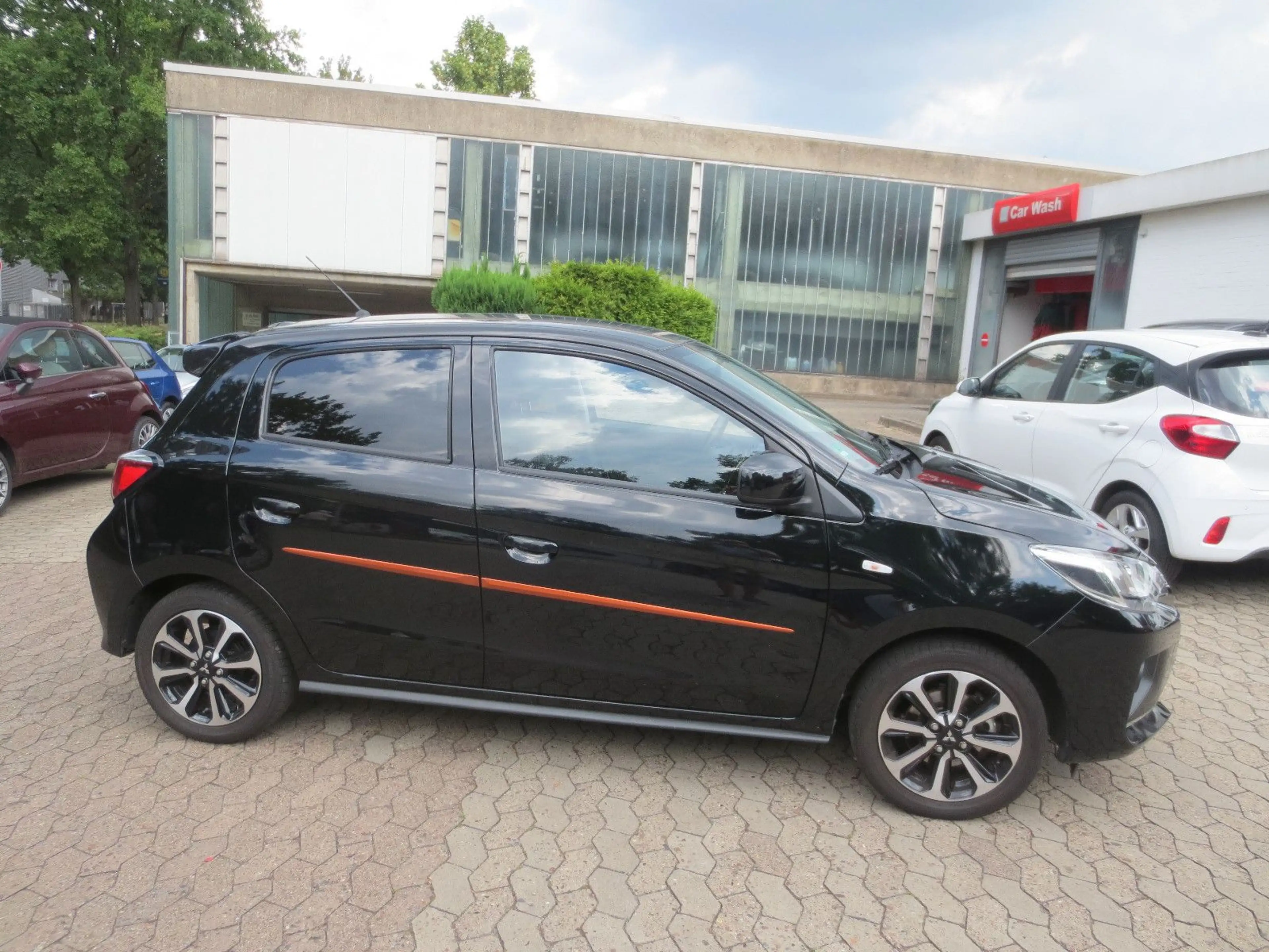 Mitsubishi Space Star Select+ Automatik/Kamera/Klima/1.Hd — photo 6