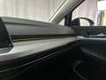Volkswagen Golf 1.0 TSI 110pk Life Sfeerverlichting Navigatie Park Zwart - thumbnail 26