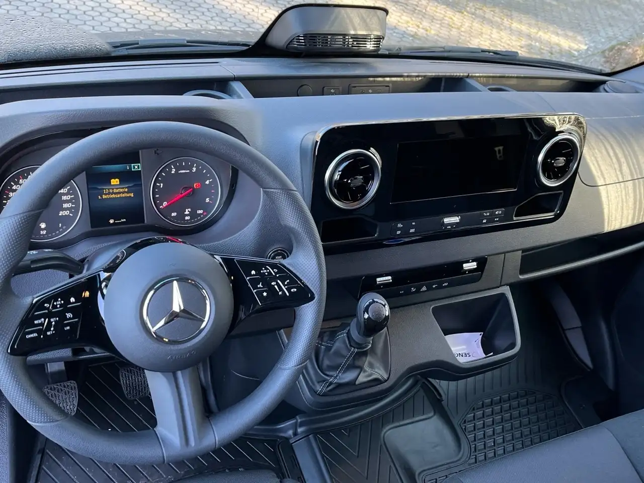 Mercedes-Benz Sprinter 317 CDI KA L2H2 Kamera Navi AHK3,5t 9