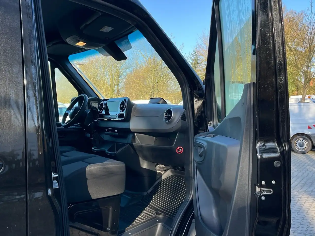 Mercedes-Benz Sprinter 317 CDI KA L2H2 Kamera Navi AHK3,5t 13