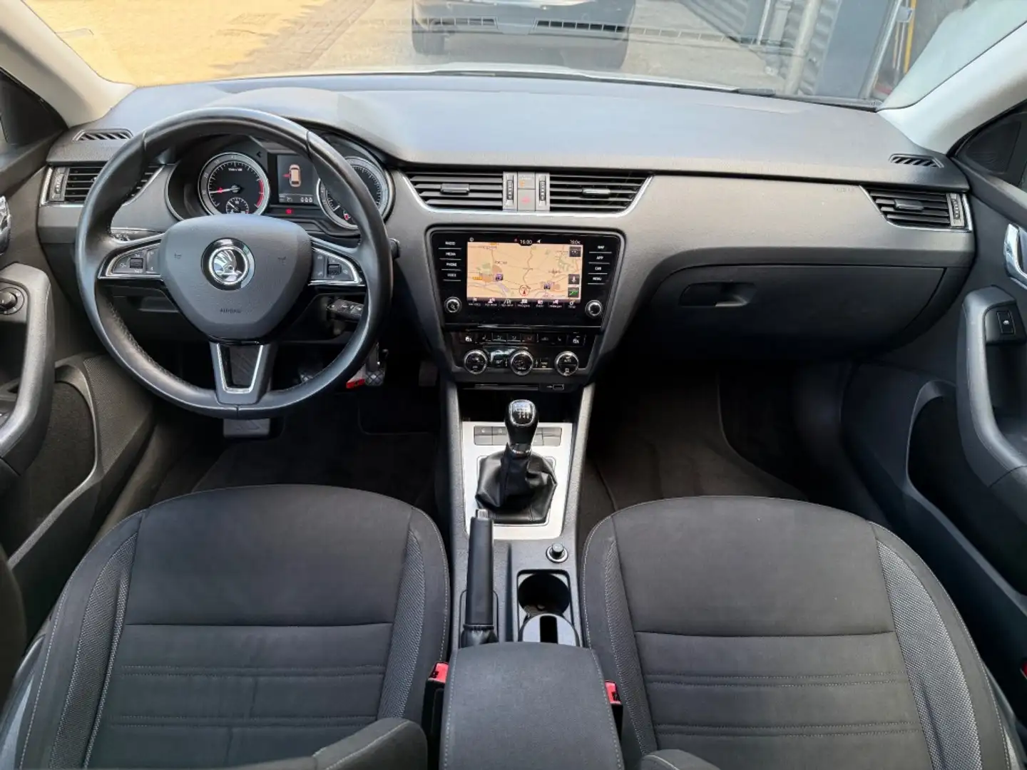 Skoda Octavia 1.0 TSI Combi Navi DAB+ Stoelverwarming Carplay Bianco - 2