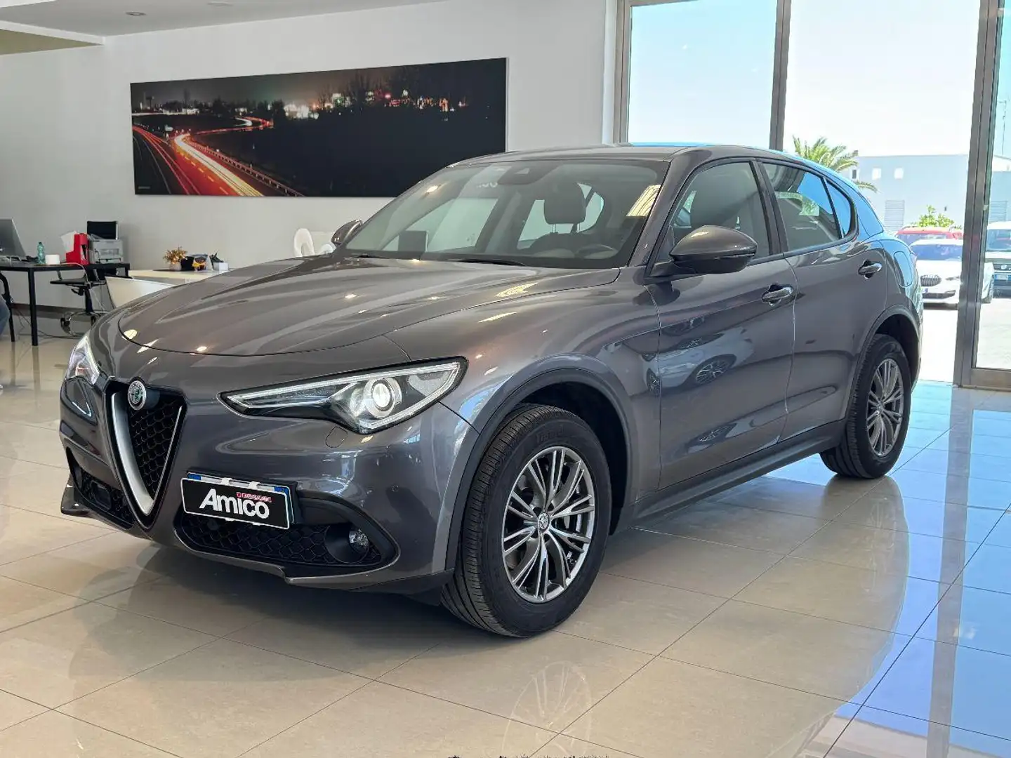 Alfa Romeo Stelvio 2.2 210 CV AT8 Q4 Exeutive Grijs - 1