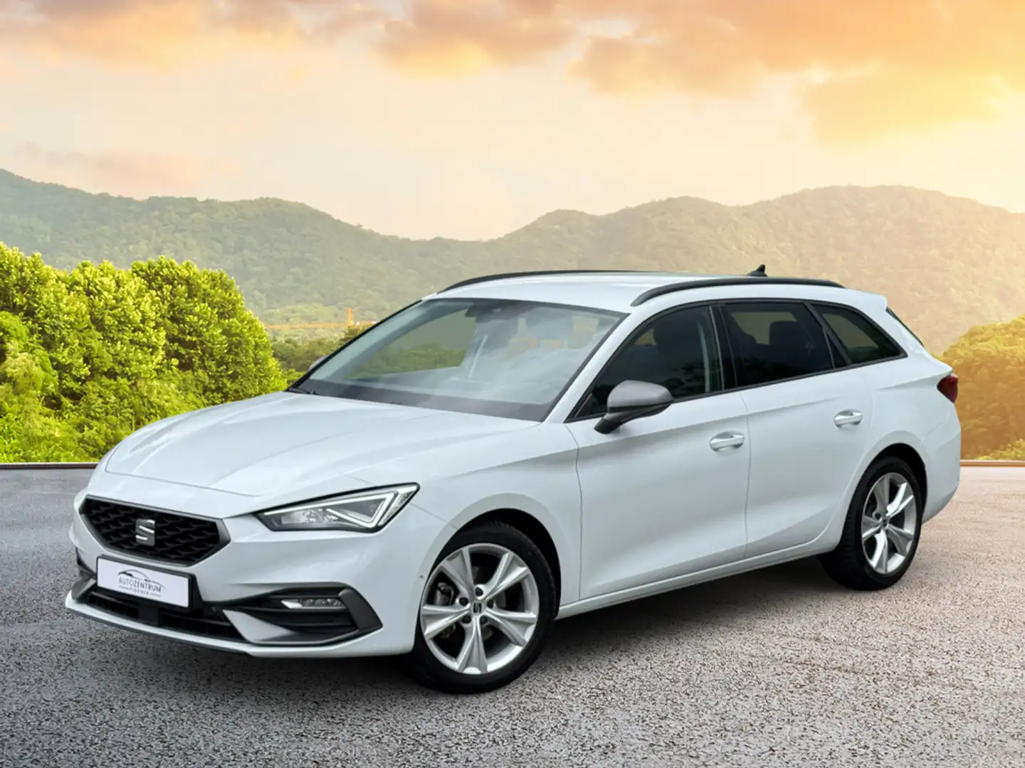 SEAT Leon 1.5 eTSI,FR-L,SHZ,SCHECKHEFT,NAVI,APP,ACC,NR Blanc - 1